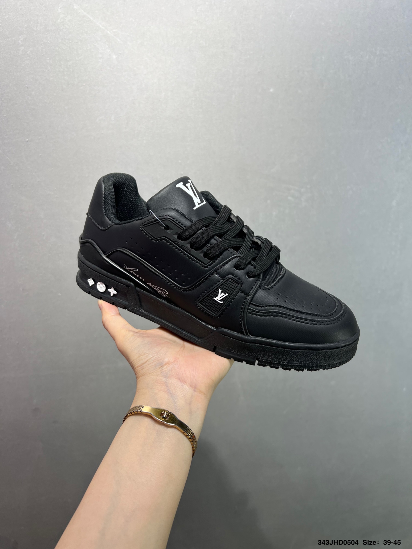 Louis Vuitton Trainer Sneakers: Latest Design, Premium Comfort, Various Sizes 3 i1746376843557 9523 0 1