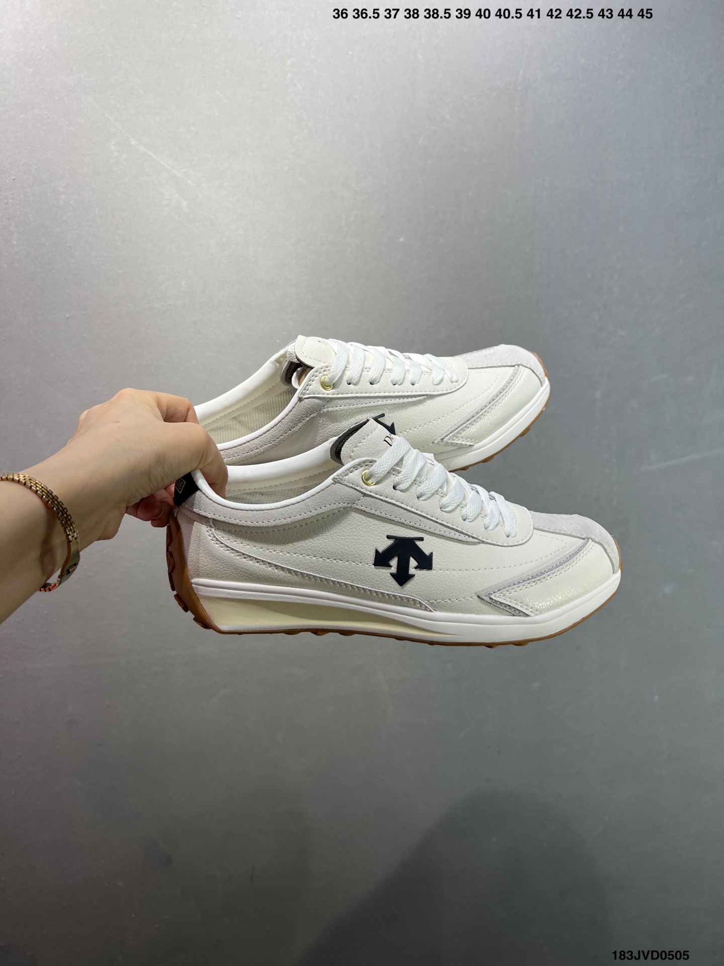 Descente Running BOA Low-Top Sneakers - Breathable and Lightweight 10 i1746377161243 2773 0 8