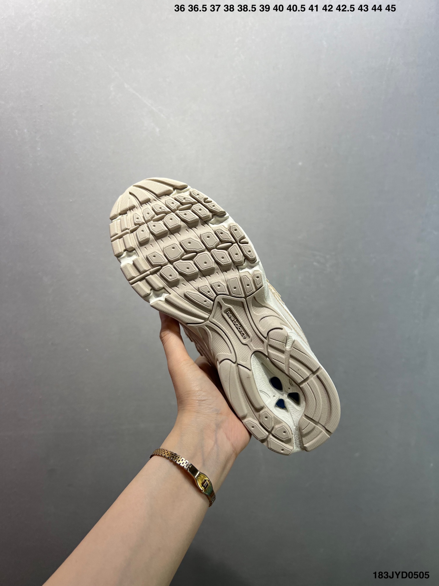 New Balance 740 Series: Retro Style Unisex Running Shoes - Breathable & Trendy 8 i1746377198574 7076 0 6