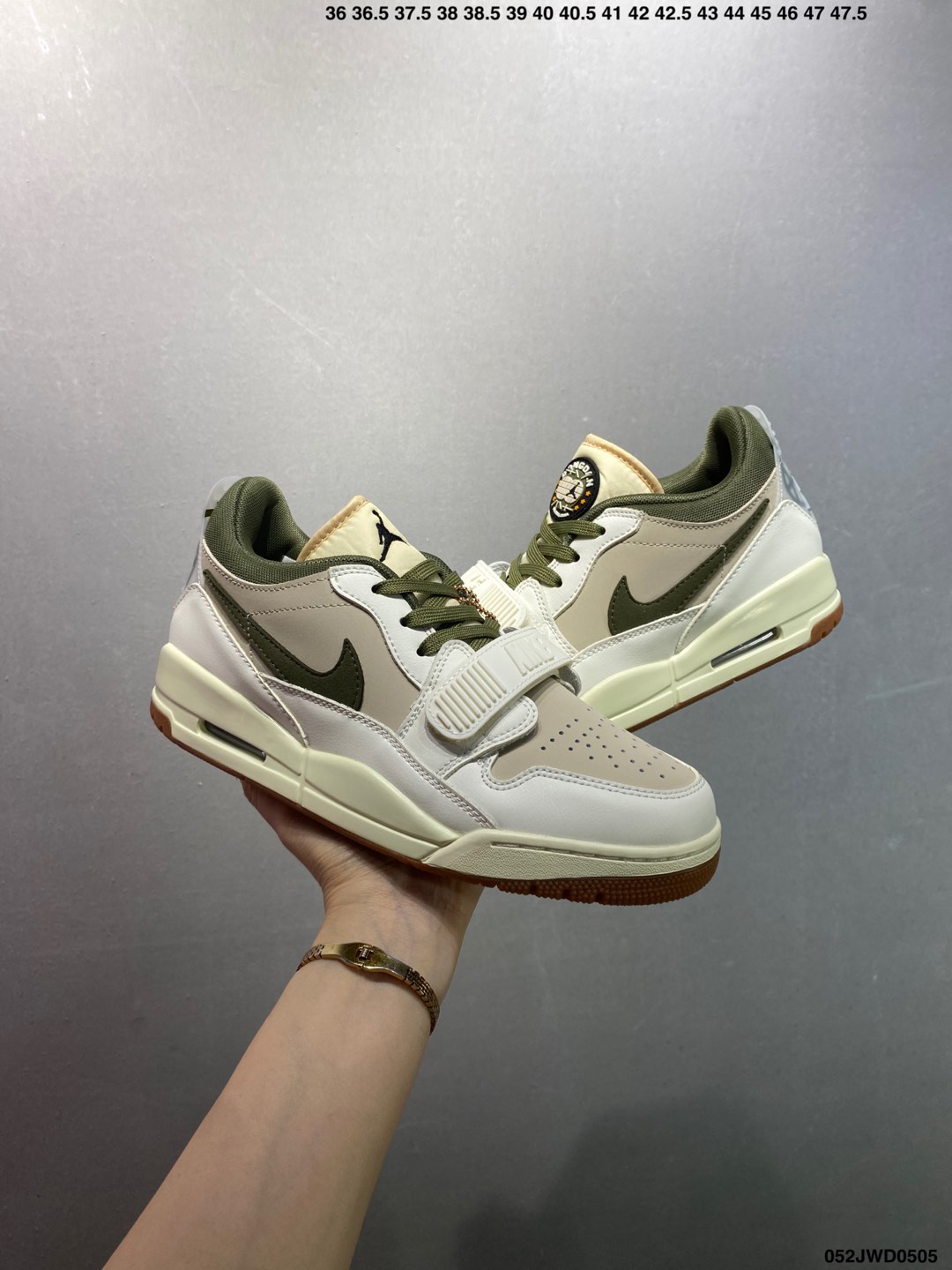 Nike Air Jordan Legacy 312 NRG 'Pure White' Basketball Shoes 9 i1746378850788 3931 0 7