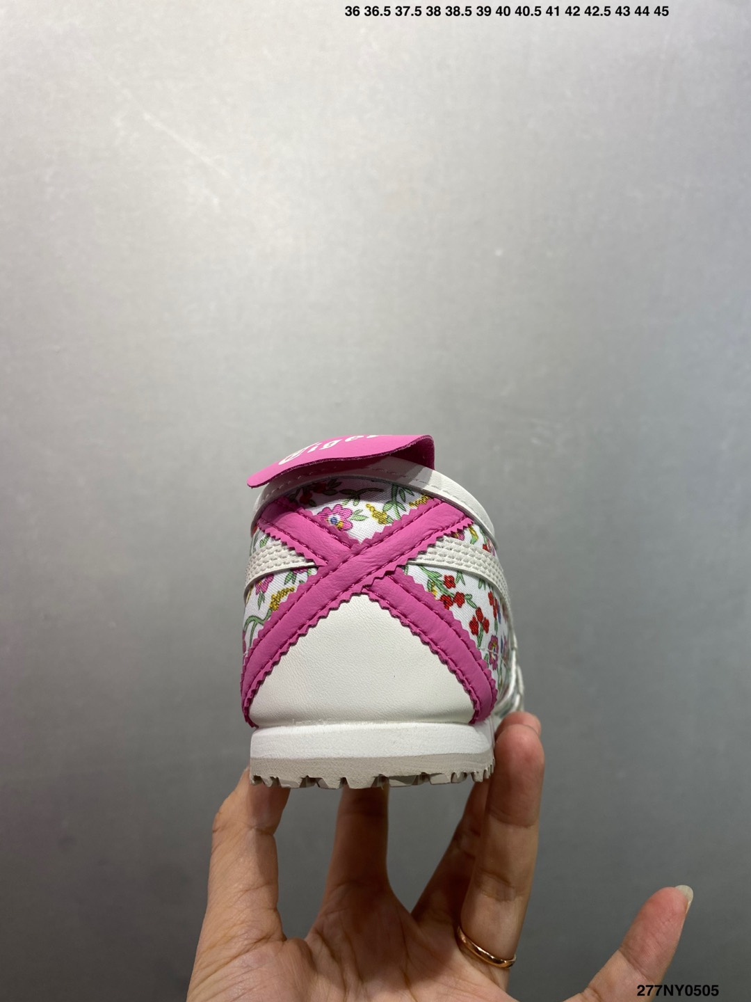 Onitsuka Tiger Mexico 66 Floral Leather Sneakers - Retro Classic Style 5 i1746379876872 3702 0 3
