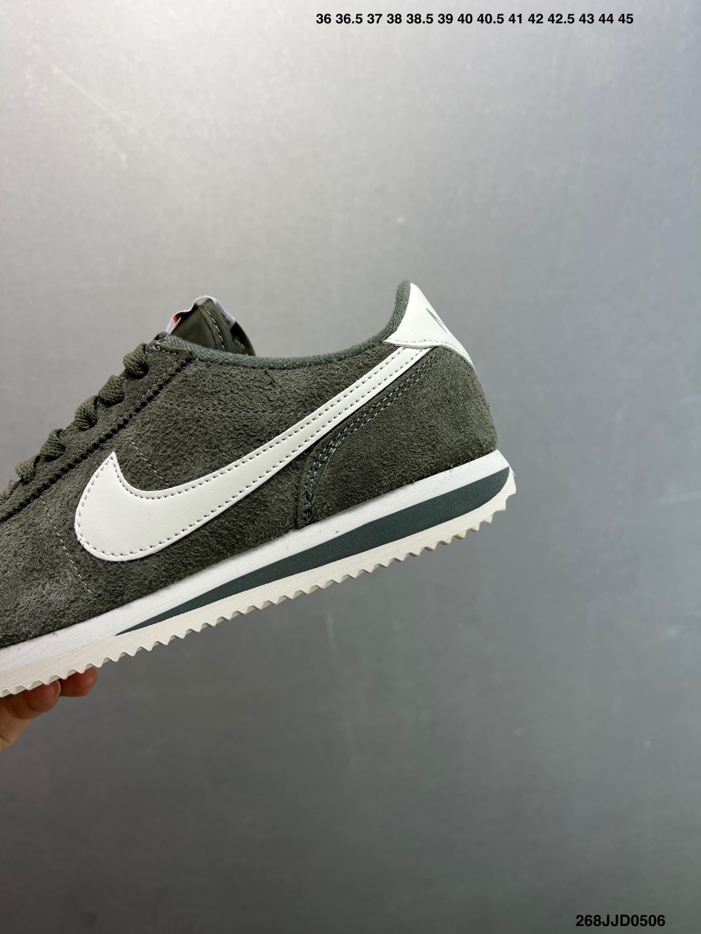 Nike Classic Cortez: Lightweight Comfort, Retro Style Running Shoes - DM4044-105 7 i1746464481473 1659 0 5