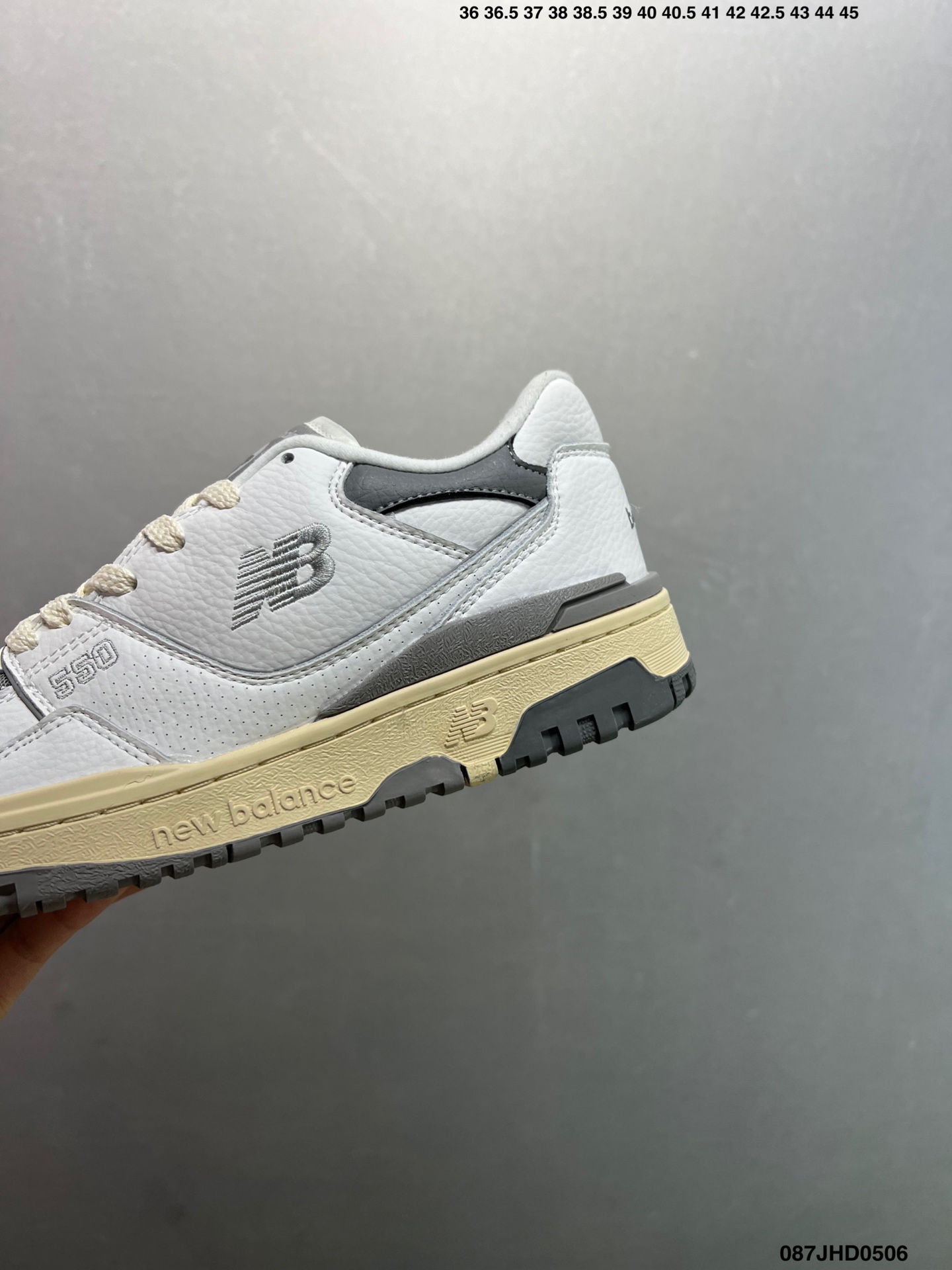 New Balance BB550 Retro Low-top Sneakers, Breathable Mesh Upper, Durable Rubber Sole 7 i1746465784653 85 0 5
