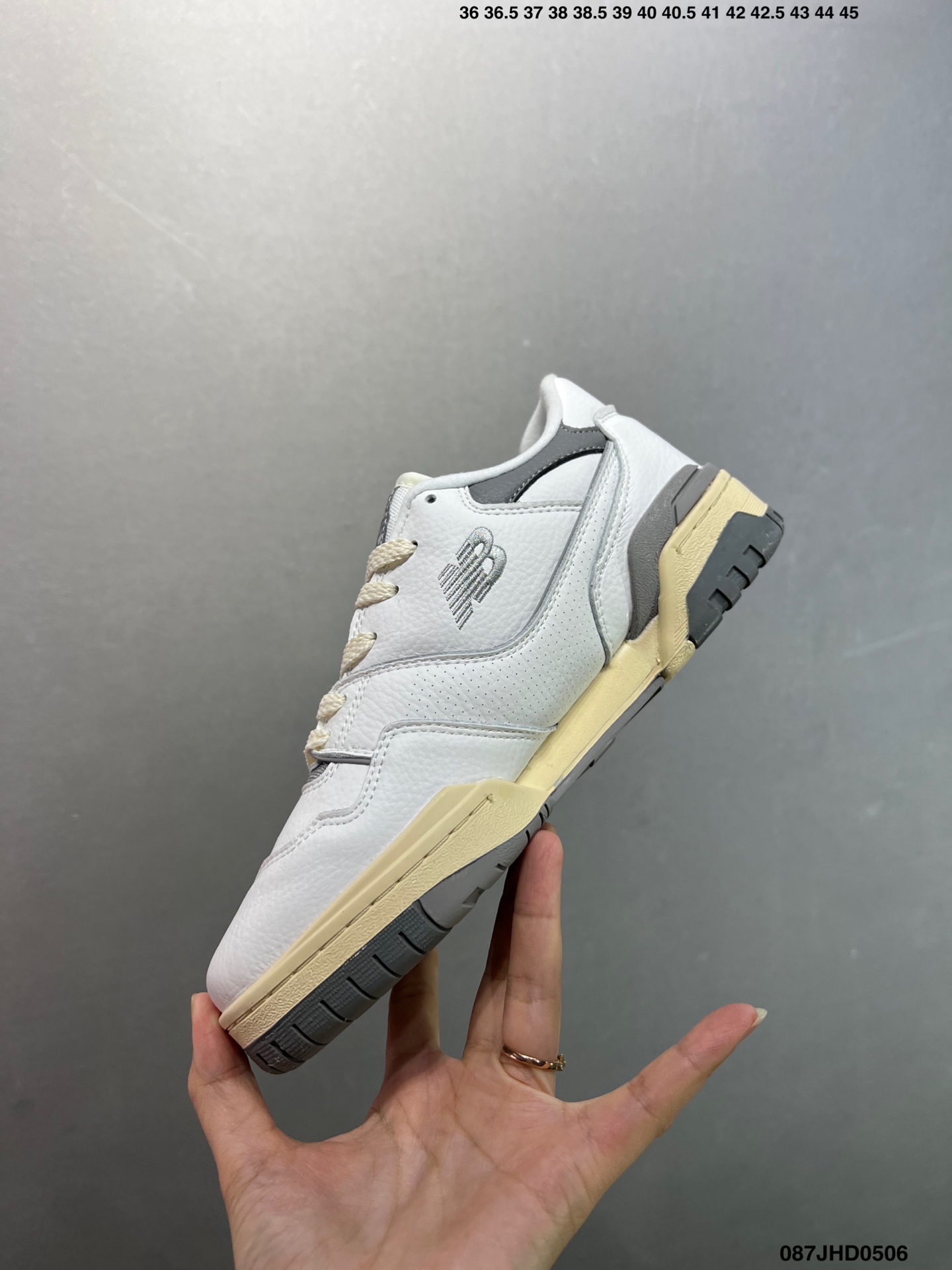 New Balance BB550 Retro Low-top Sneakers, Breathable Mesh Upper, Durable Rubber Sole 4 i1746465784680 2732 0 2