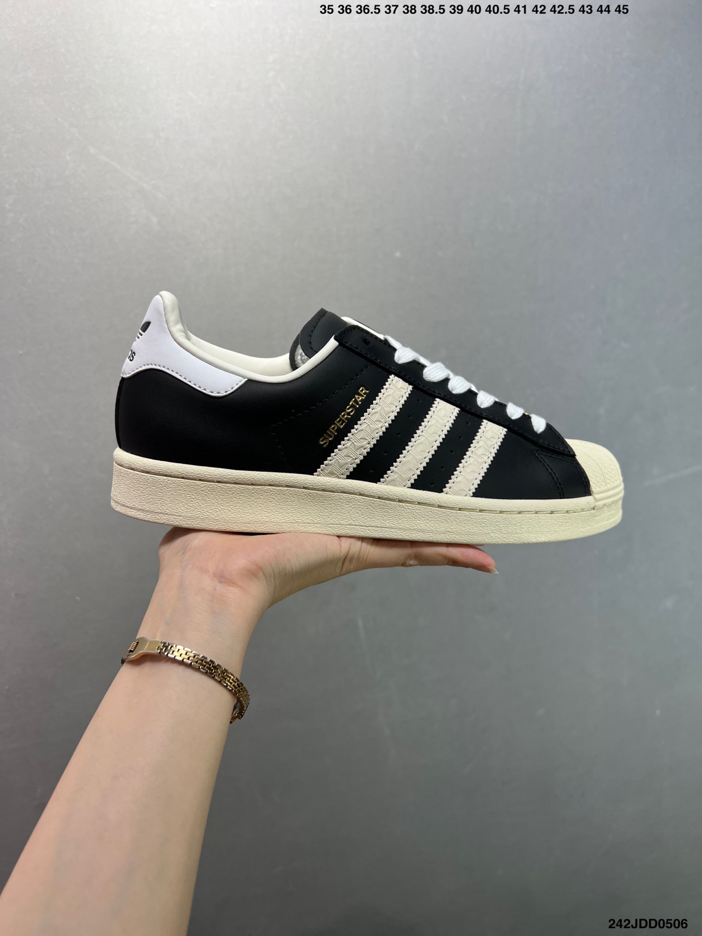 Adidas Originals Superstar: Retro-Cool, Low-Top Sneakers in Black and White 2 i1746466418407 9060 0 0