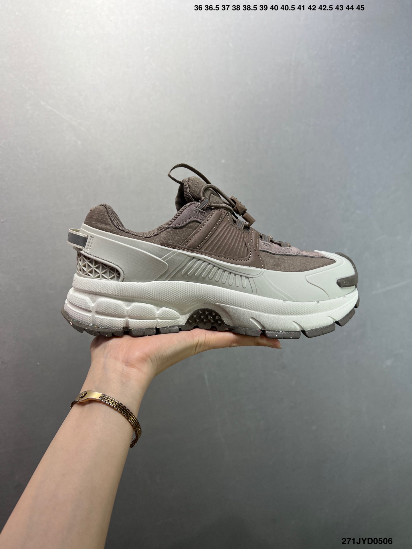 Nike Zoom Vomero 5 Roam Marathon Retro Running Shoes - Casual Sneakers 2 i1746466597348 4428 0 0
