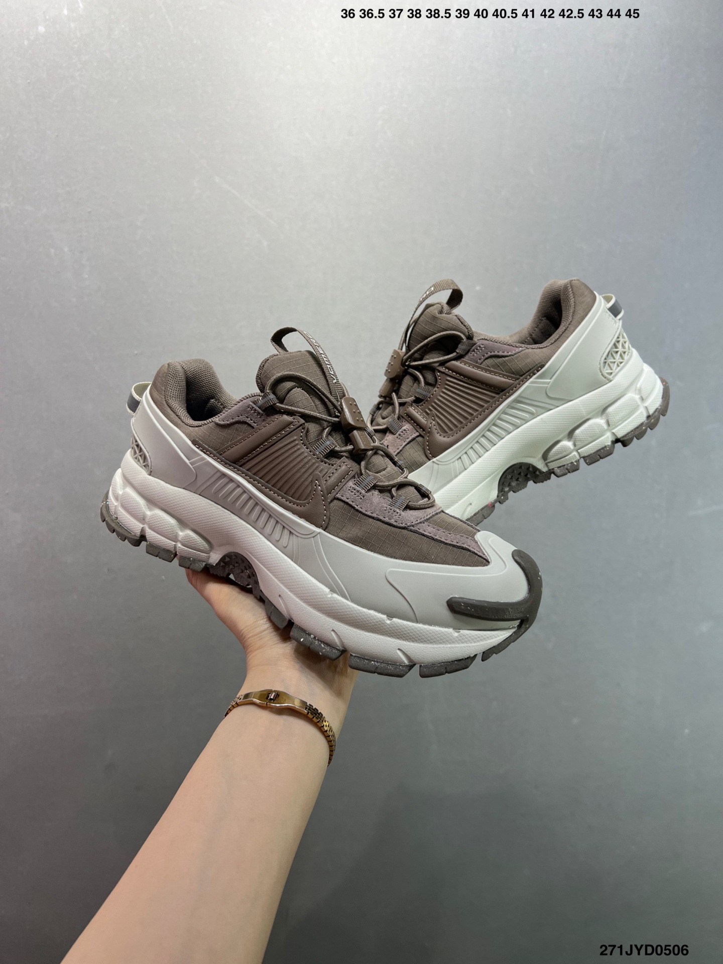 Nike Zoom Vomero 5 Roam Marathon Retro Running Shoes - Casual Sneakers 9 i1746466599169 1224 0 7