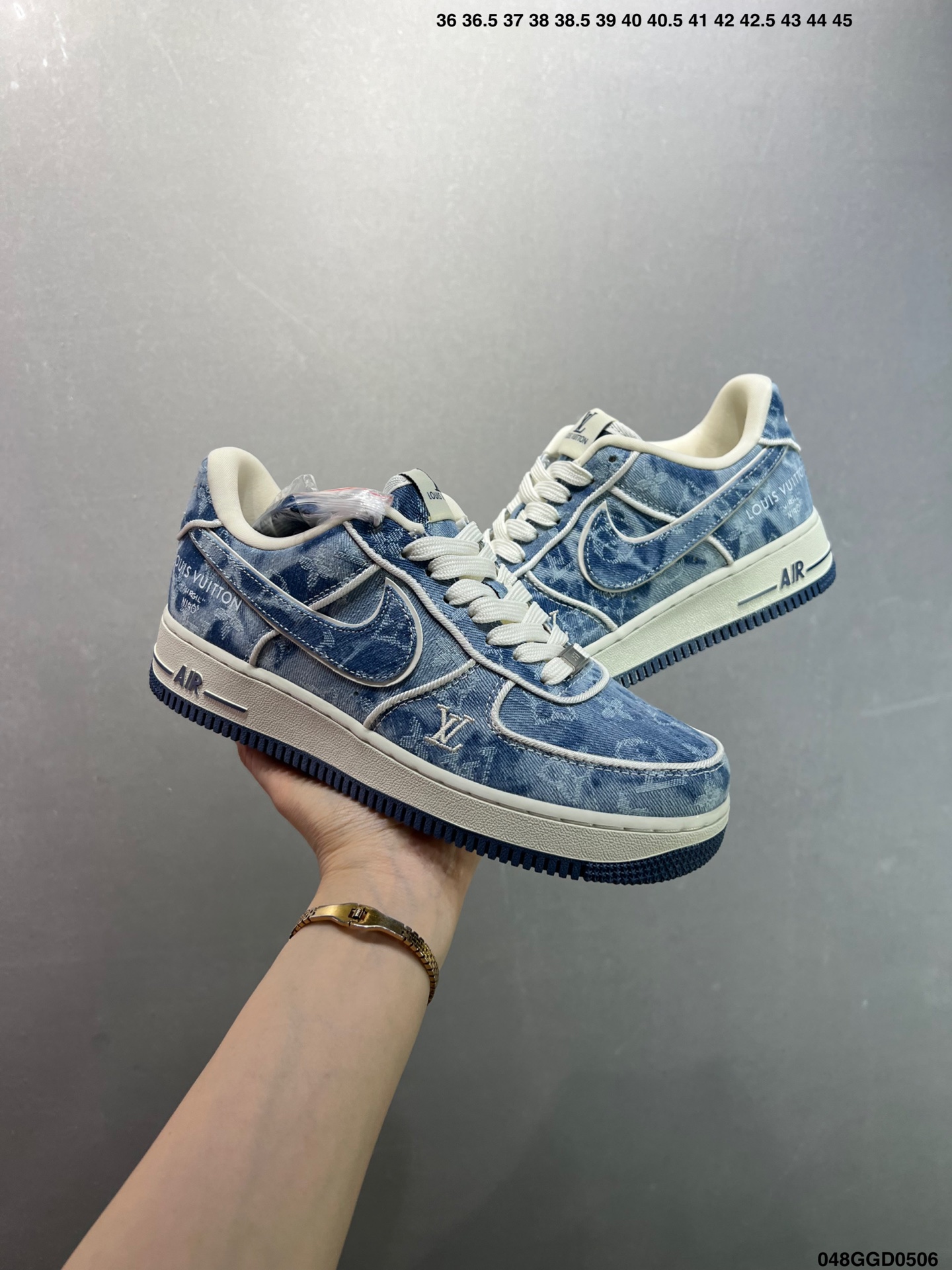 Nike Air Force 1 Low '07 Louis Vuitton Denim Custom Sneakers 9 i1746466676618 5706 0 7