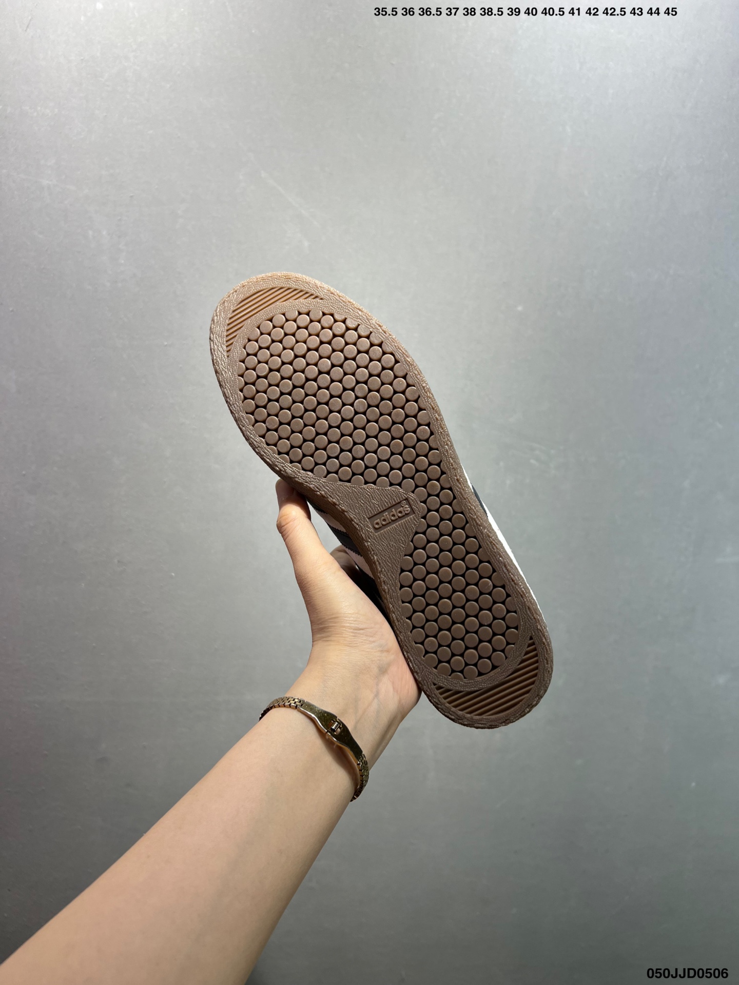 Adidas Originals Stadt Low-Top Sneakers: Comfortable, Versatile, and Durable 8 i1746467002863 1578 0 6