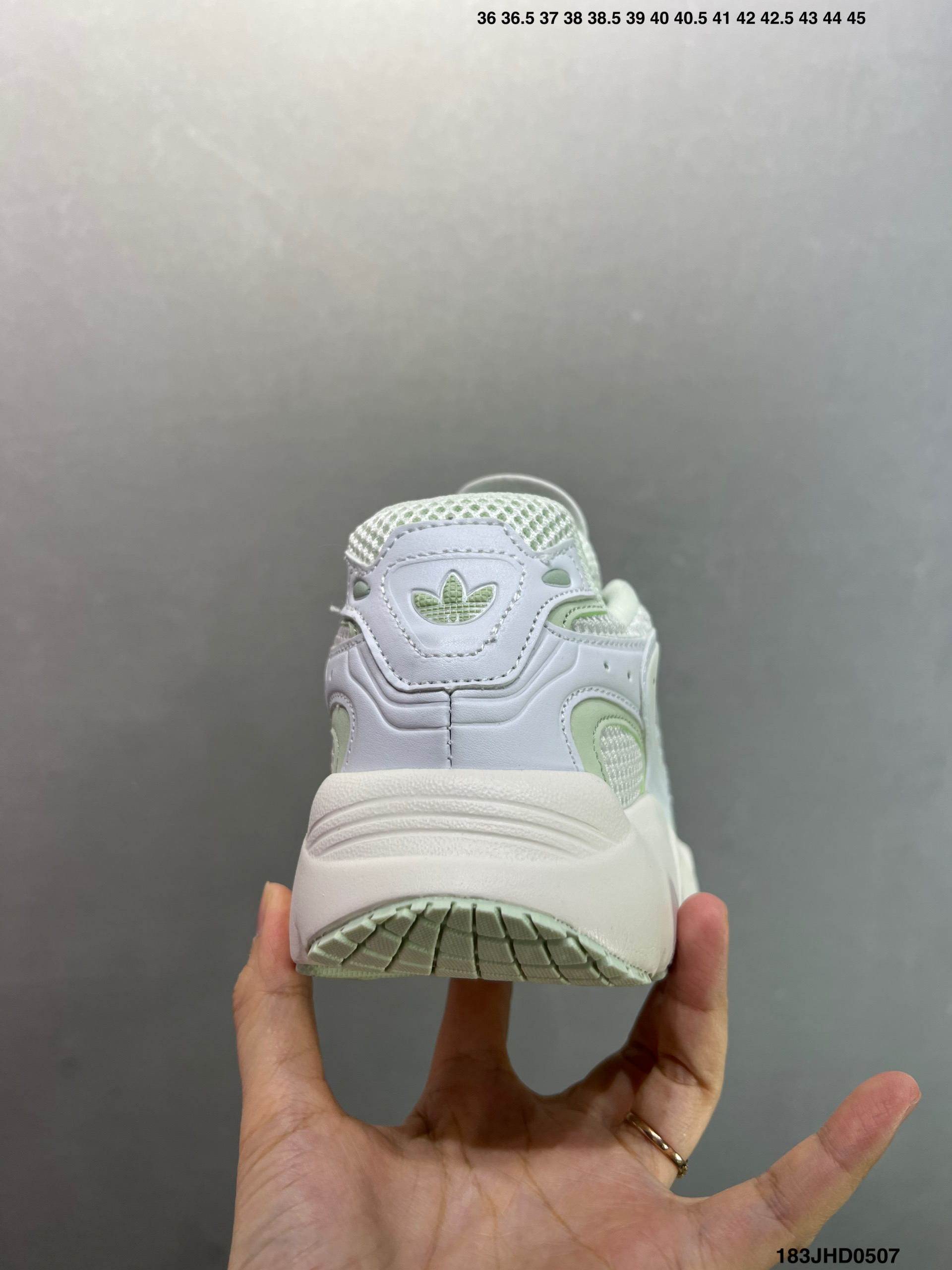 Adidas Originals Ozmillen Low-Top Retro Breathable Cushioning Sneakers 5 i1746548126087 6763 0 3