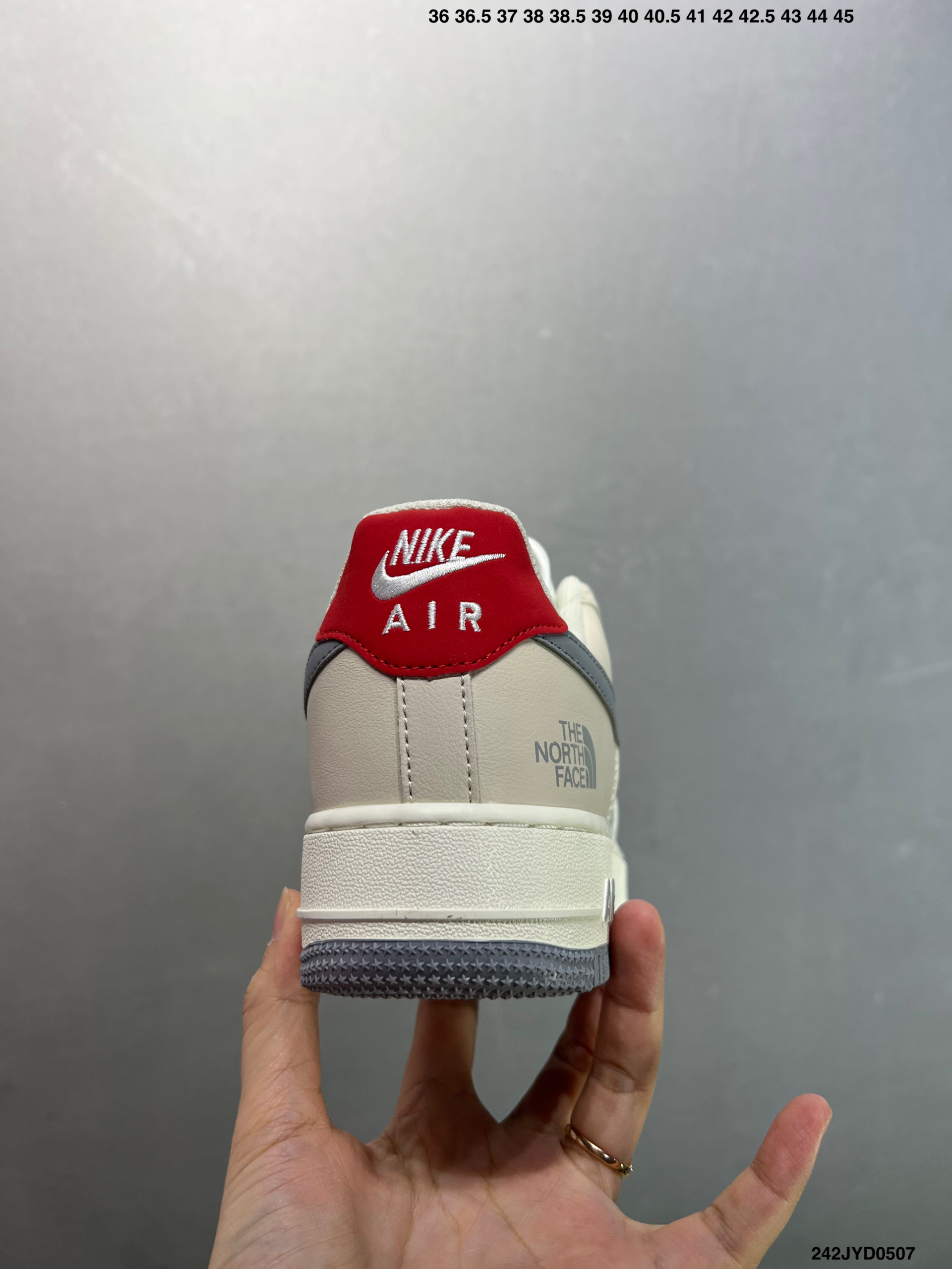 Nike Air Force 1 '07 Low The North Face Collab Sneakers - Cream/Grey 5 i1746548435266 2808 0 3