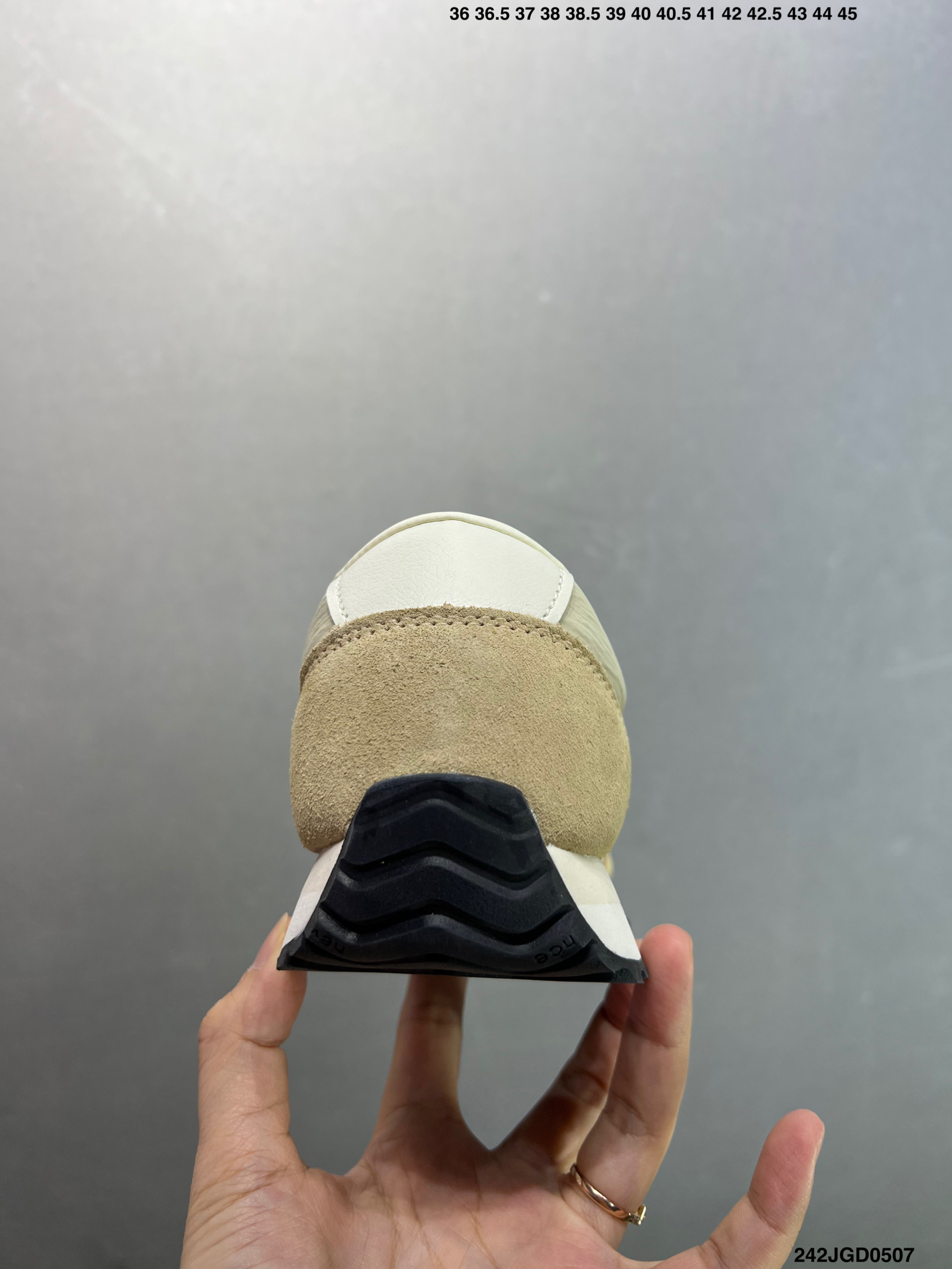 New Balance 471 Retro Lifestyle Sneakers - Stylish and Comfortable 5 i1746548482274 3843 0 3