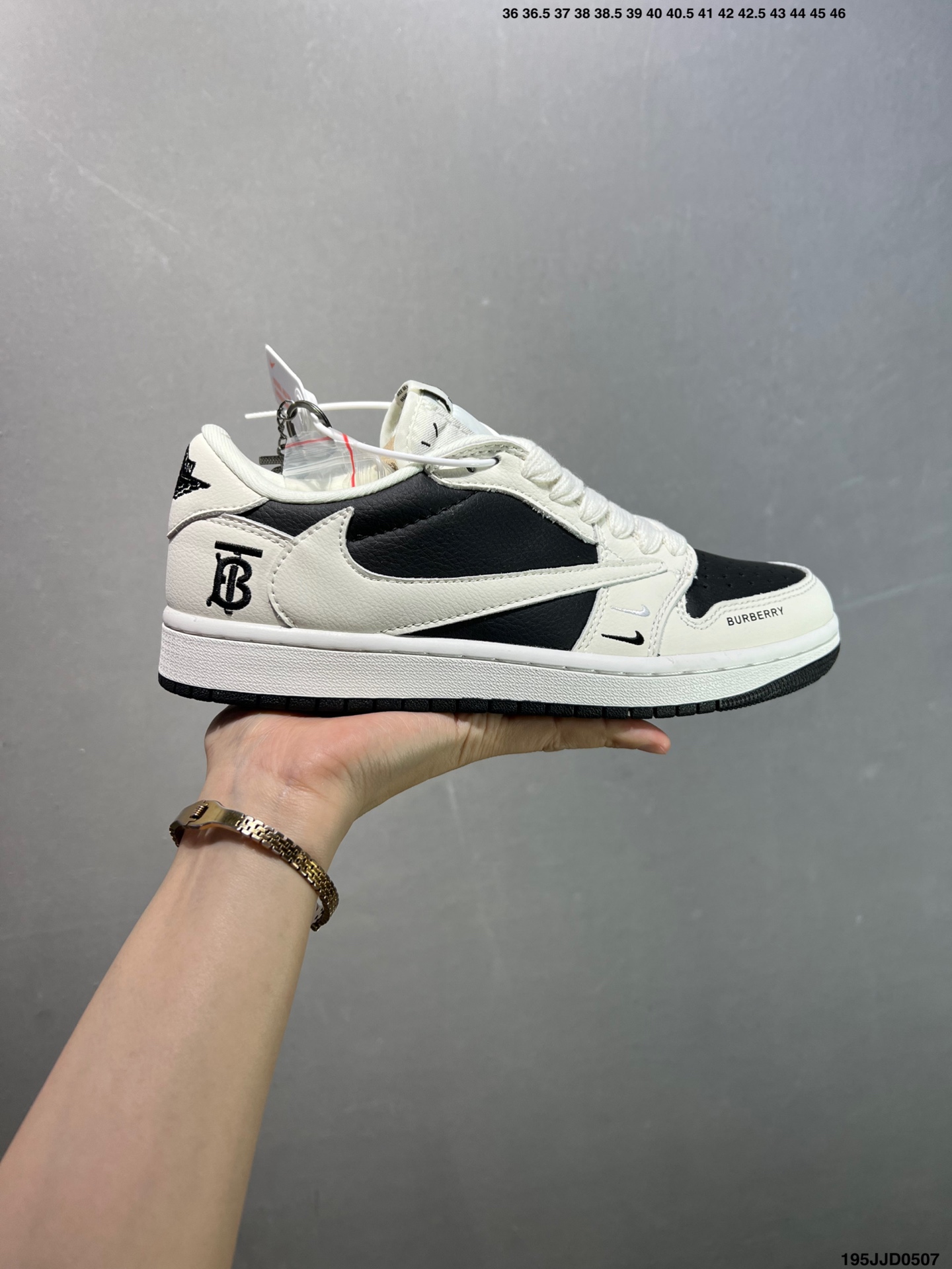 Burberry x Air Jordan 1 Low Black/White Leather Sneakers for Men and Women 2 i1746548617605 4511 0 0