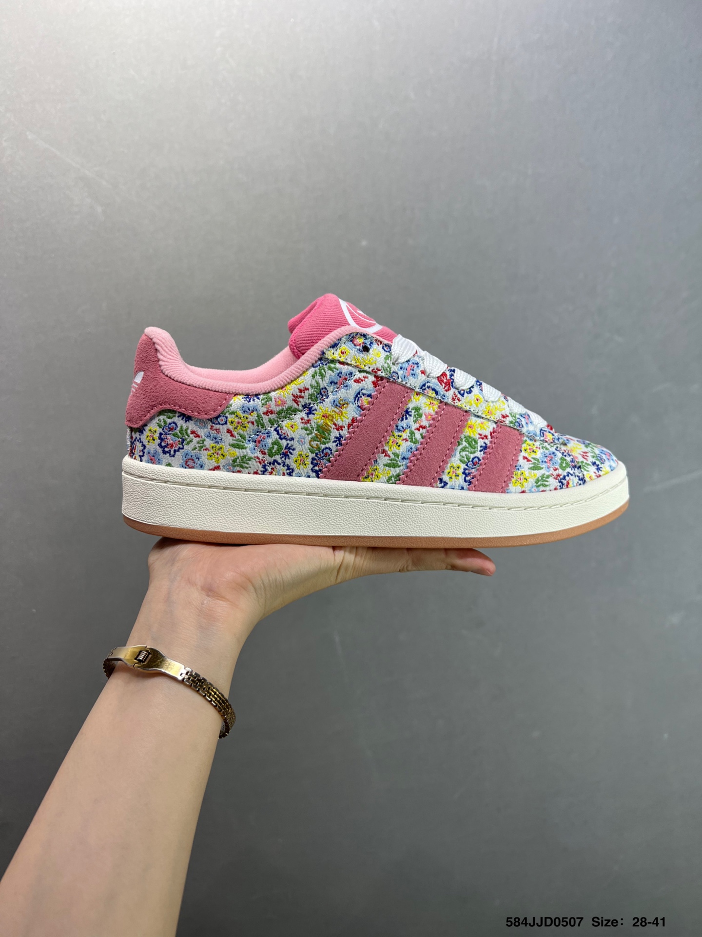 Adidas Originals Campus 80s Floral Low-Top Sneakers - Retro Style & Comfort 2 i1746549621348 9303 0 0