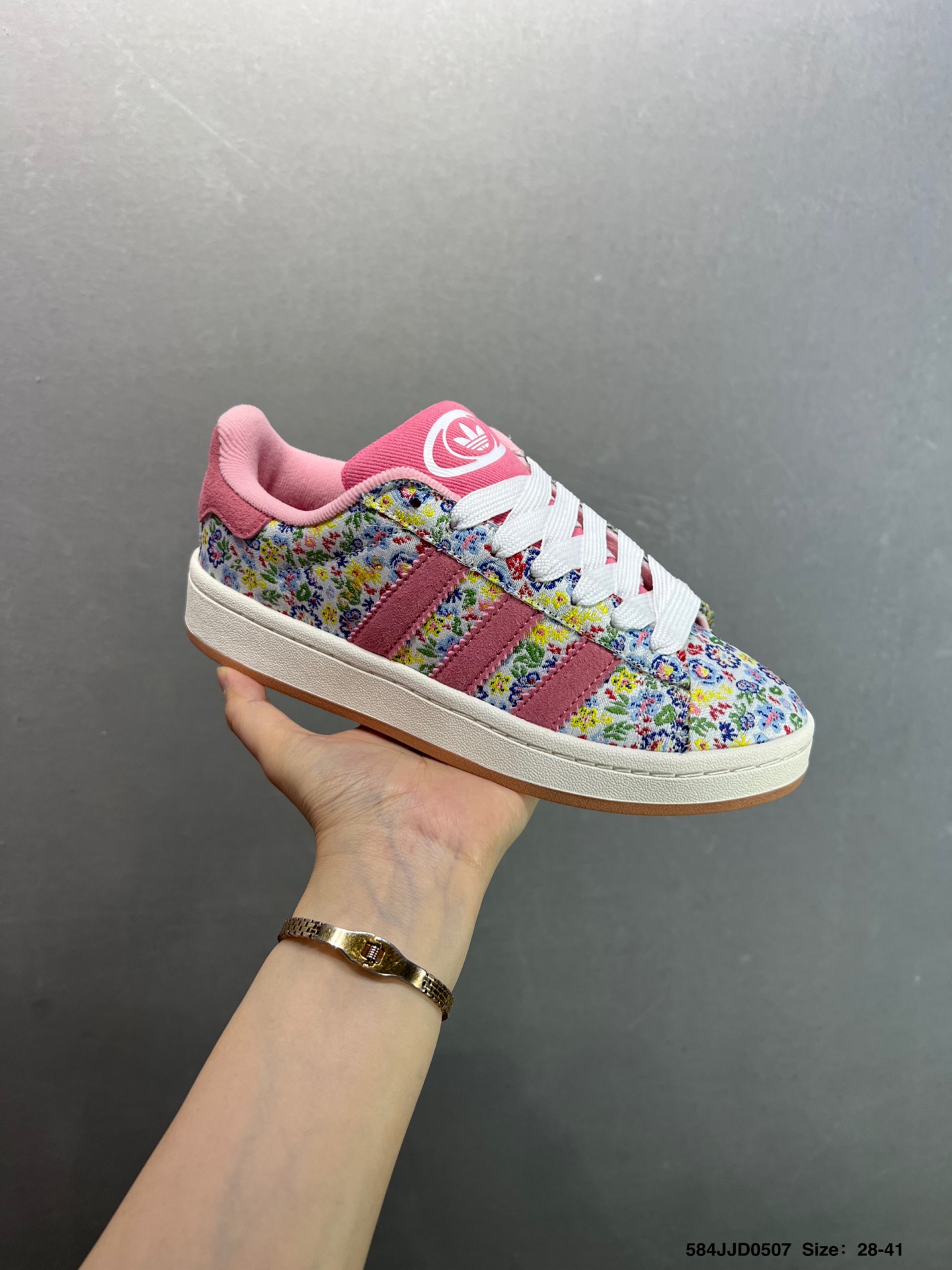 Adidas Originals Campus 80s Floral Low-Top Sneakers - Retro Style & Comfort 3 i1746549621351 5888 0 1
