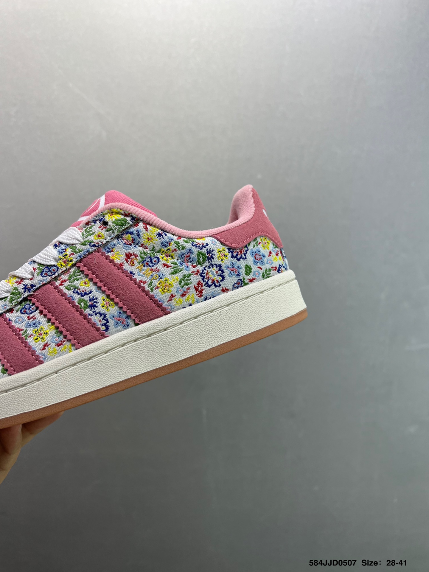 Adidas Originals Campus 80s Floral Low-Top Sneakers - Retro Style & Comfort 7 i1746549623016 6973 0 5