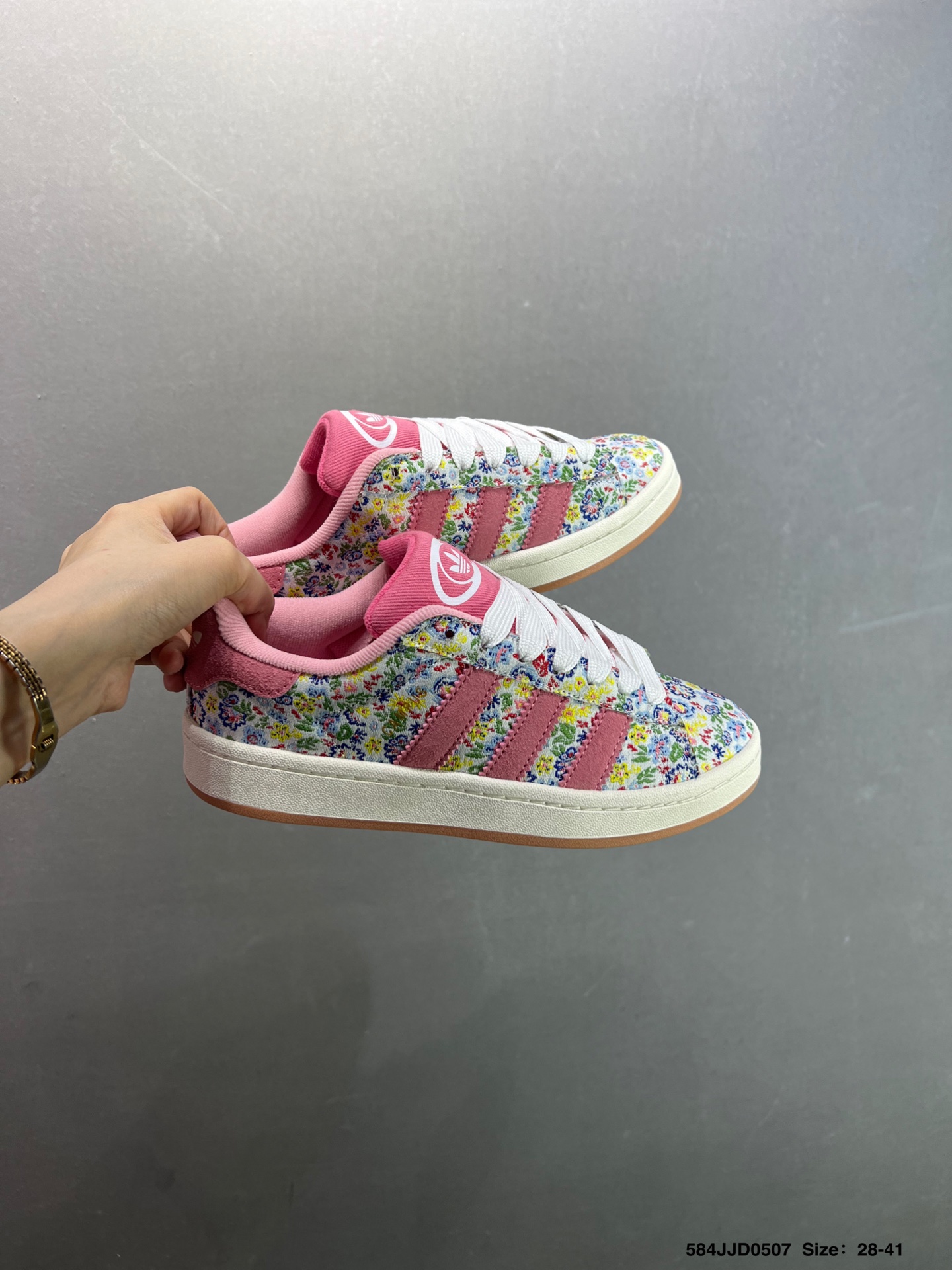 Adidas Originals Campus 80s Floral Low-Top Sneakers - Retro Style & Comfort 10 i1746549623046 2481 0 8