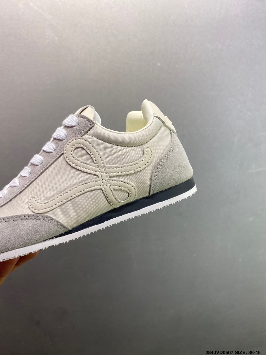Loewe Ballet Runner 2.0 Sneakers - Comfortable Leather & Suede Mix 7 i1746550338764 2382 0 5