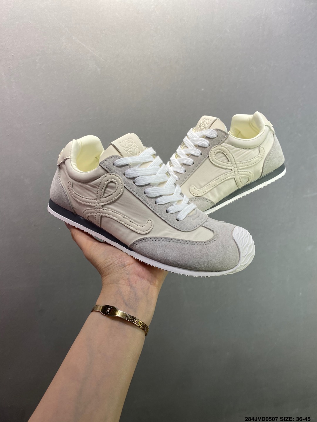 Loewe Ballet Runner 2.0 Sneakers - Comfortable Leather & Suede Mix 8 i1746550338827 8199 0 7