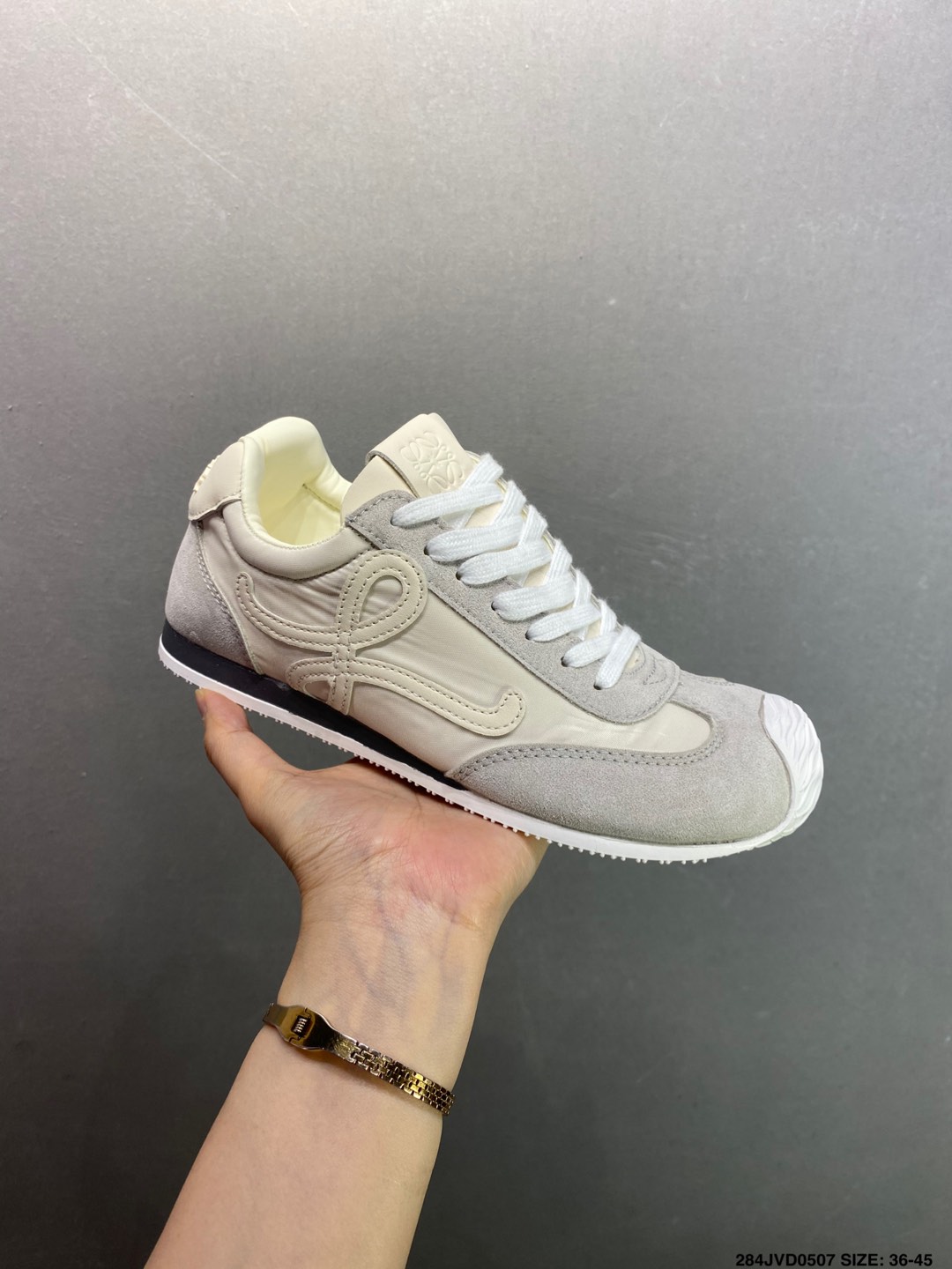 Loewe Ballet Runner 2.0 Sneakers - Comfortable Leather & Suede Mix 6 i1746550338952 7302 0 1
