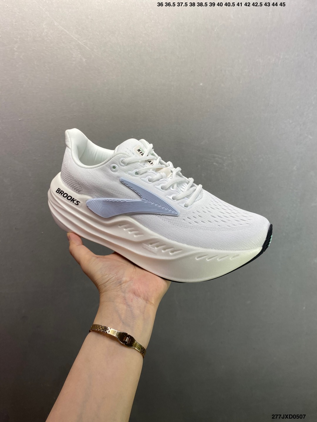Brooks Hyperion Max Running Shoes - Lightweight, Breathable, and Cushioned 2 i1746550453202 6828 0 1