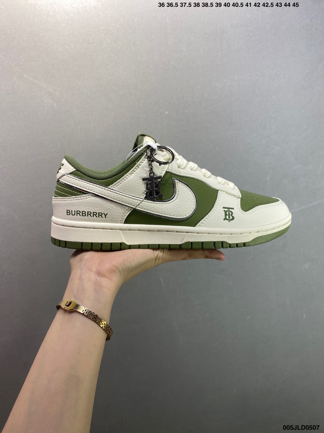 Burberry x Nike Dunk Low Sneakers - Olive Green and Beige - Limited Edition 2 i1746550739350 9395 0 0