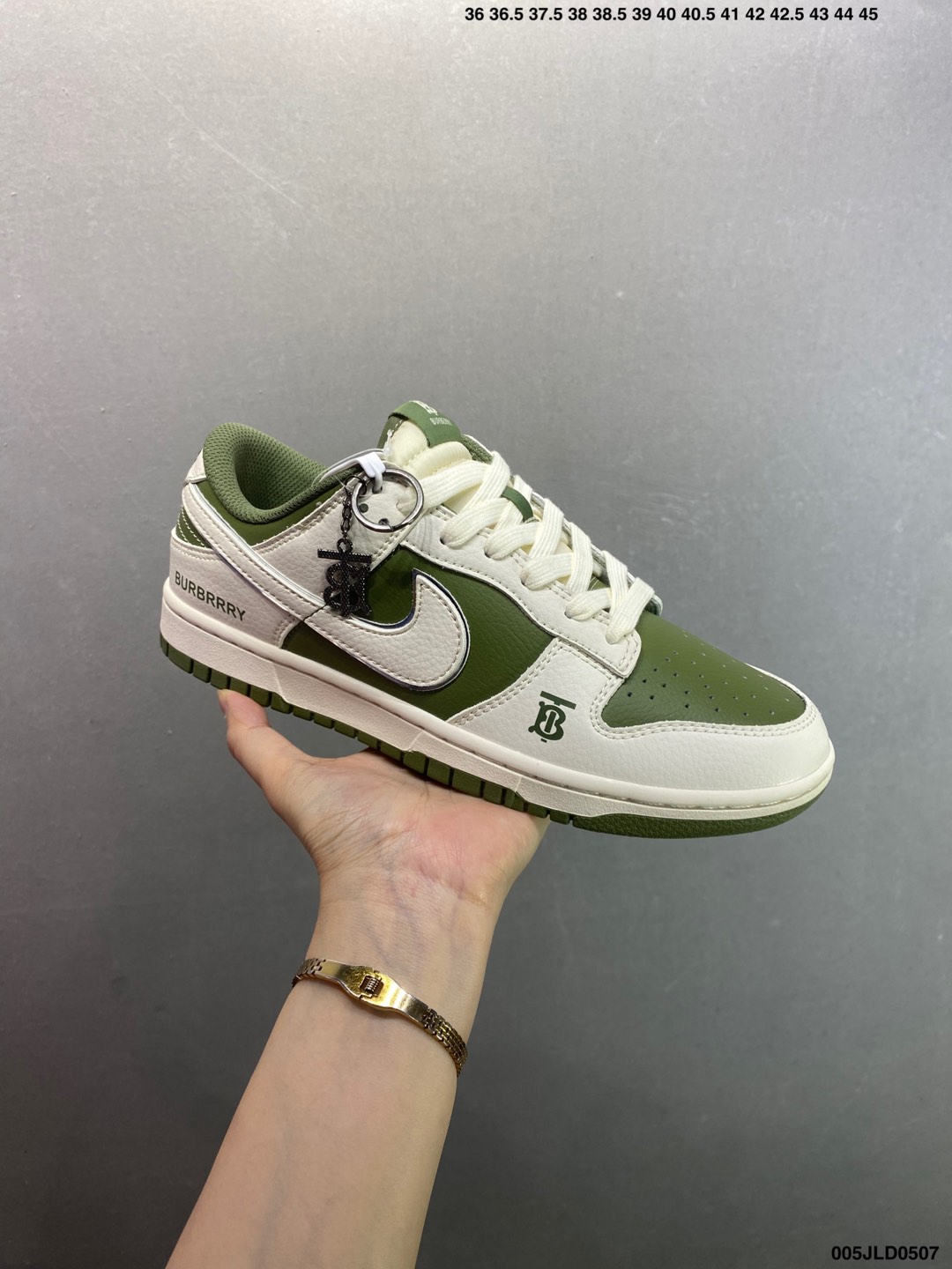 Burberry x Nike Dunk Low Sneakers - Olive Green and Beige - Limited Edition 3 i1746550739506 5588 0 1