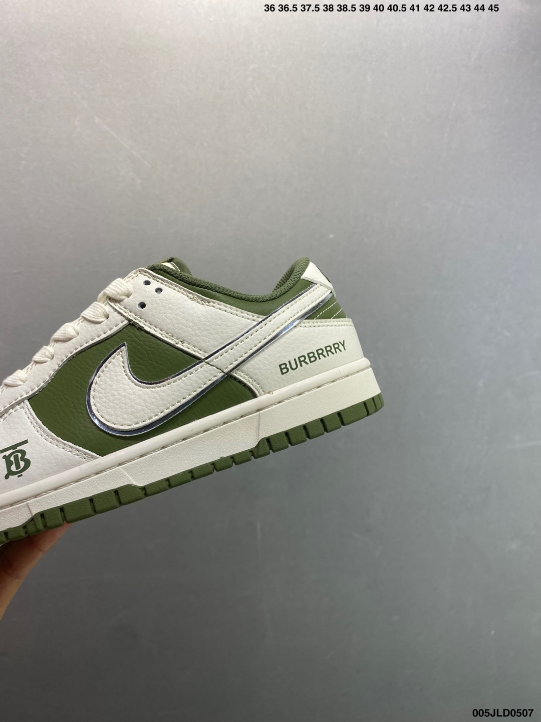 Burberry x Nike Dunk Low Sneakers - Olive Green and Beige - Limited Edition 7 i1746550739635 9073 0 5