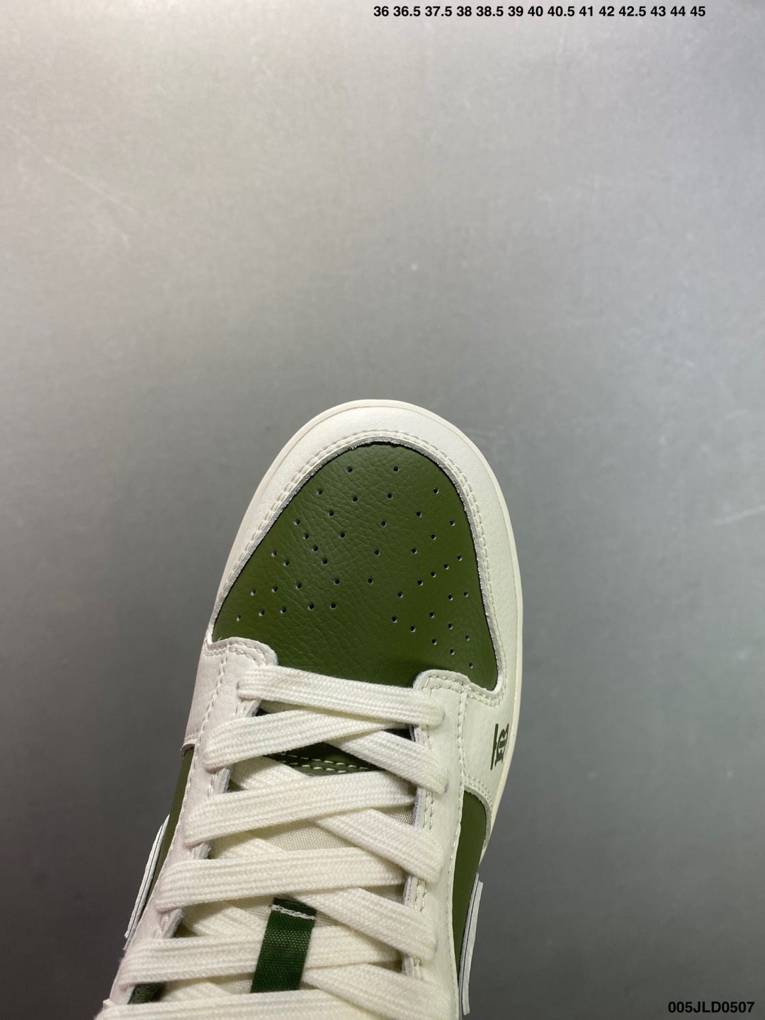 Burberry x Nike Dunk Low Sneakers - Olive Green and Beige - Limited Edition 6 i1746550739766 4137 0 4
