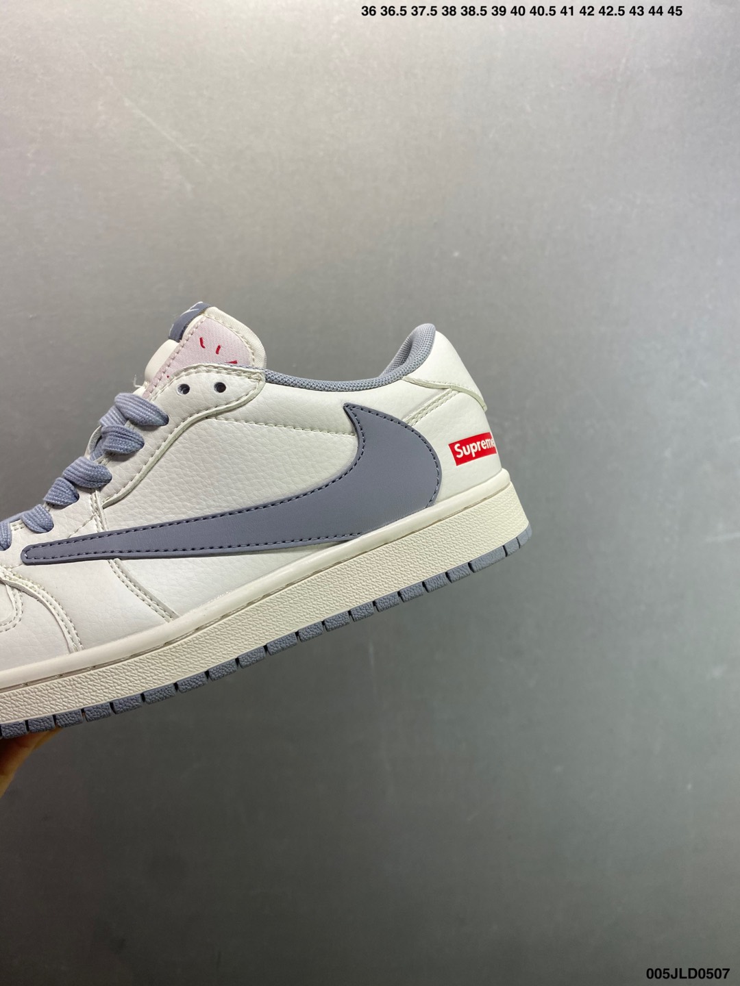 Supreme x Air Jordan 1 Low: A Fusion of Streetwear and Athletic Heritage 7 i1746550838644 1158 0 5