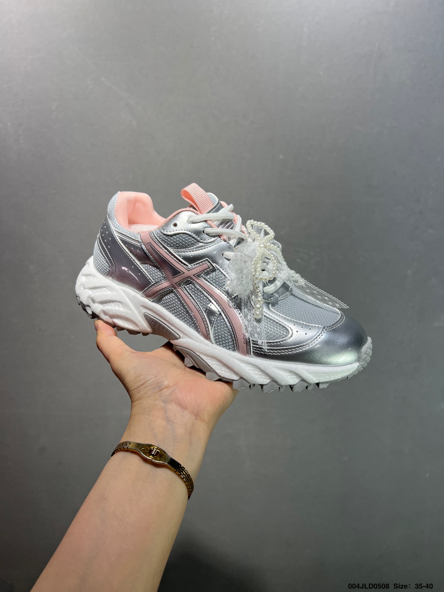 Asics Women's Silver & Pink GEL-1090 Sneakers with Pearl Lace Accent 2 i1746637902663 3059 0 1