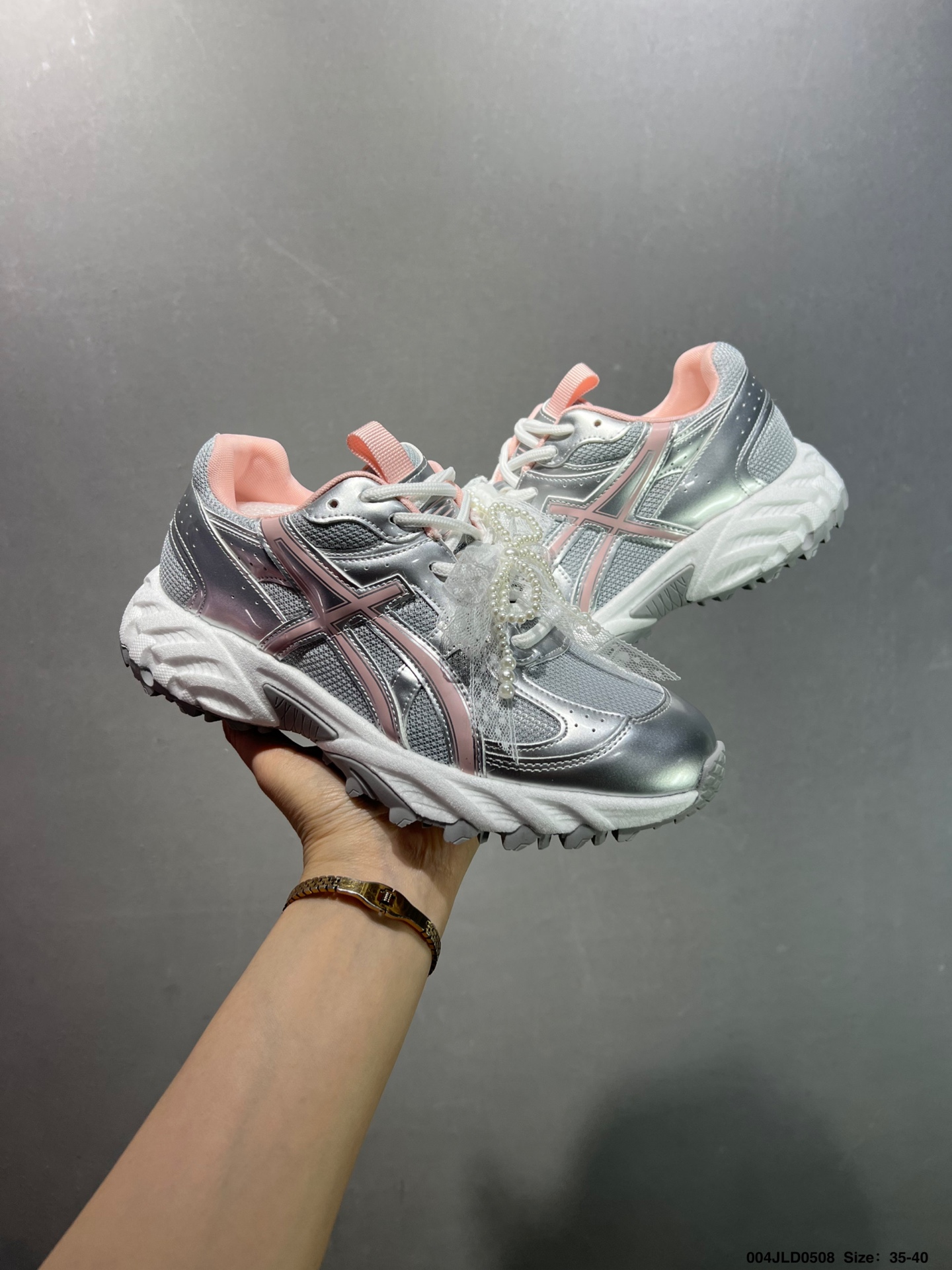 Asics Women's Silver & Pink GEL-1090 Sneakers with Pearl Lace Accent 4 i1746637904731 2602 0 7