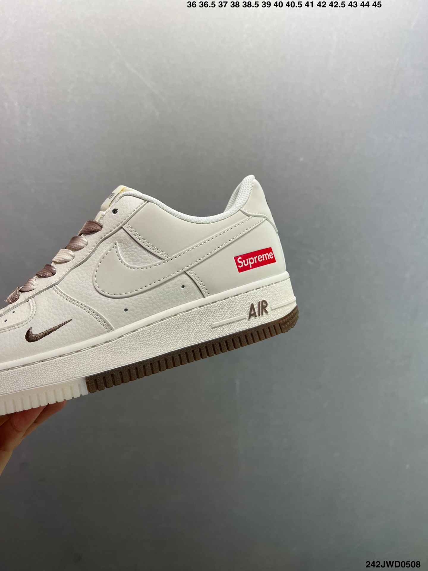 Nike Air Force 1 '07 Low Supreme Custom Sneakers - Premium Comfort 7 i1746638249046 9280 0 5