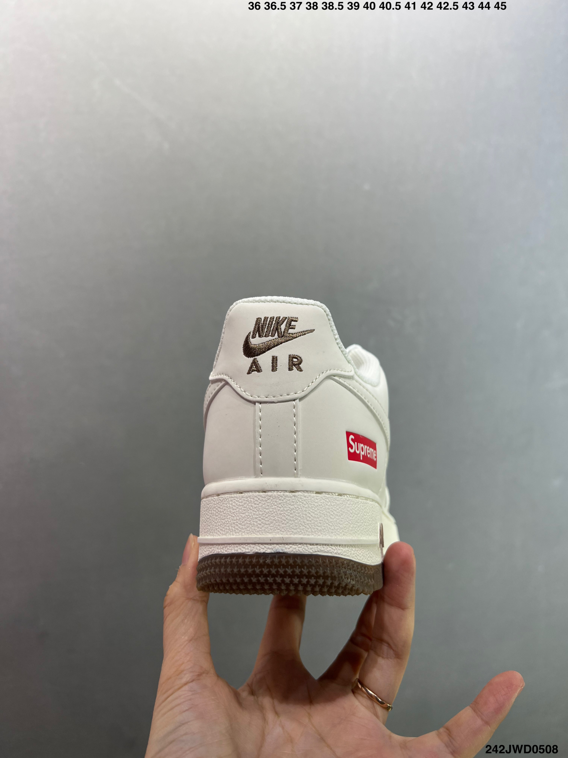 Nike Air Force 1 '07 Low Supreme Custom Sneakers - Premium Comfort 5 i1746638250620 6331 0 3