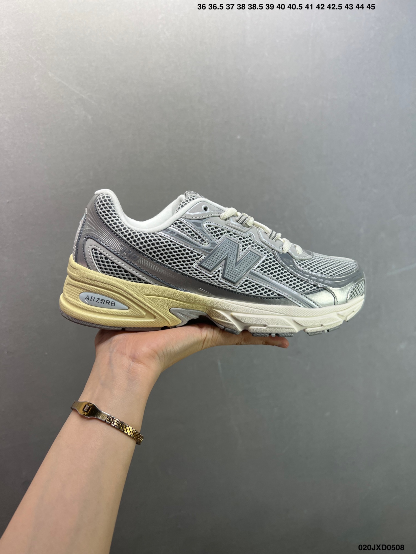 New Balance 740 Series Retro Running Shoes - Breathable & Stylish 2 i1746638473308 8151 0 0