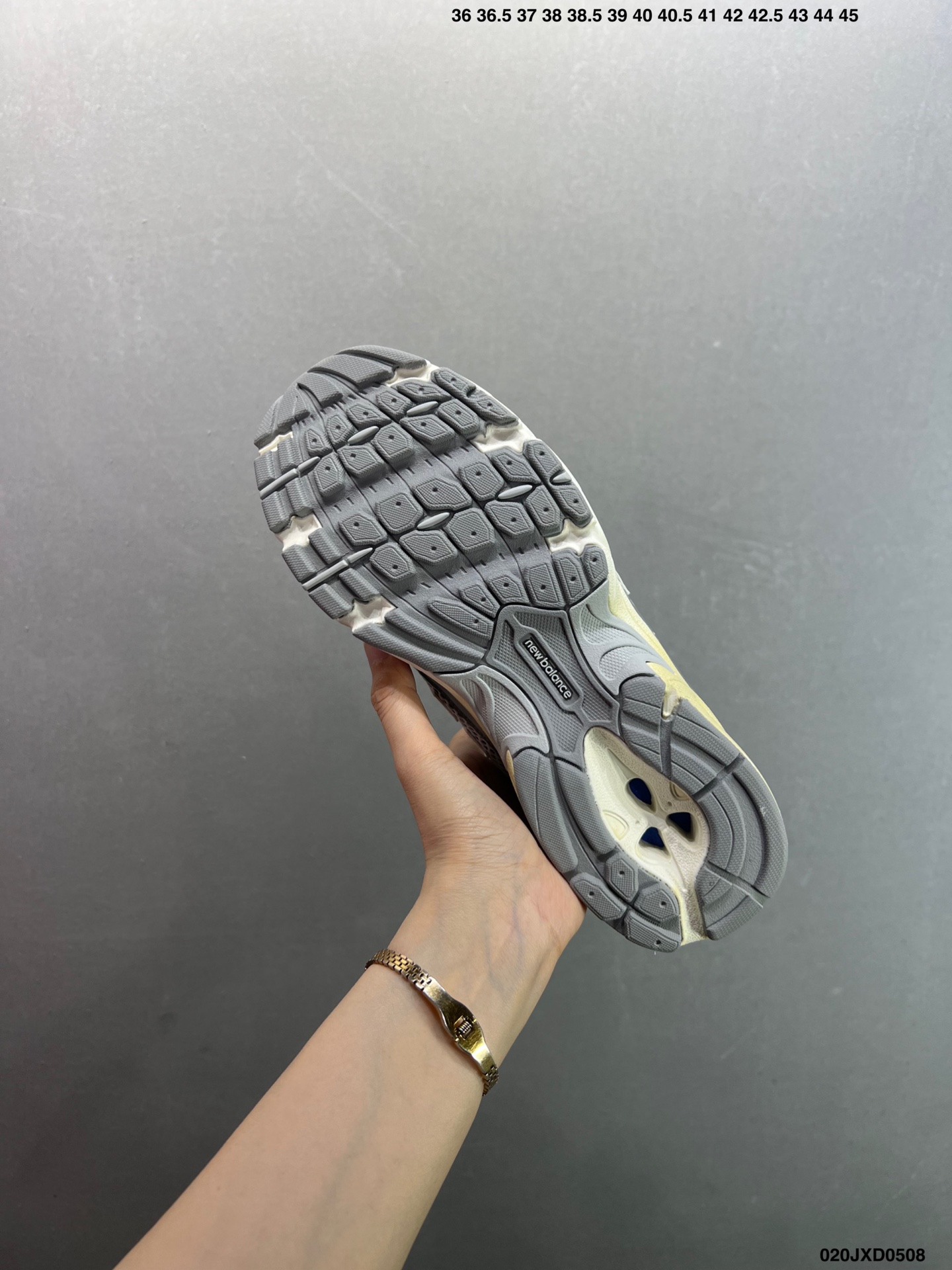New Balance 740 Series Retro Running Shoes - Breathable & Stylish 8 i1746638473336 2801 0 6