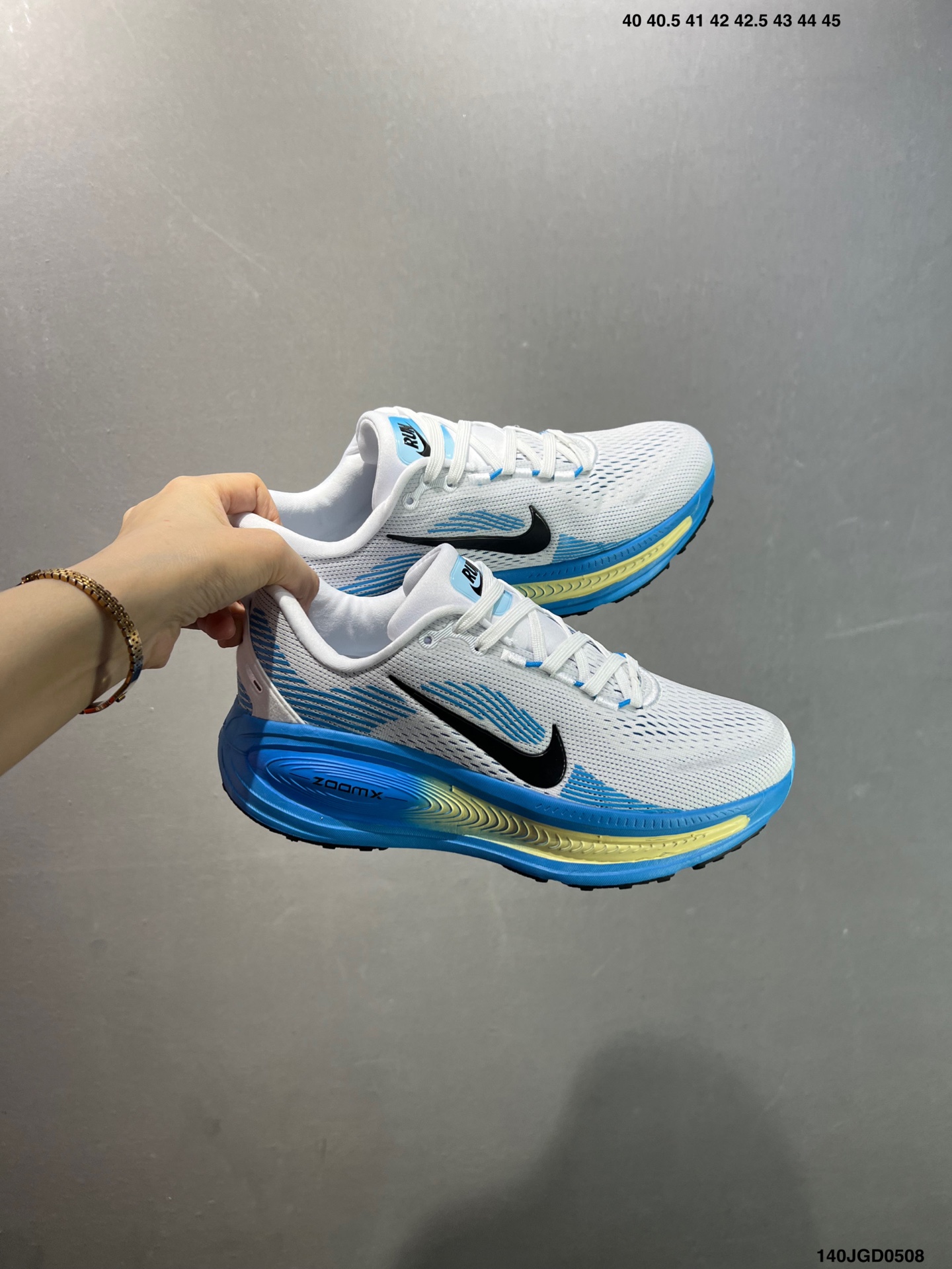 Nike Air Zoom Vomero 18: Lightweight, Comfortable Road Running Shoes 10 i1746639364890 4217 0 8