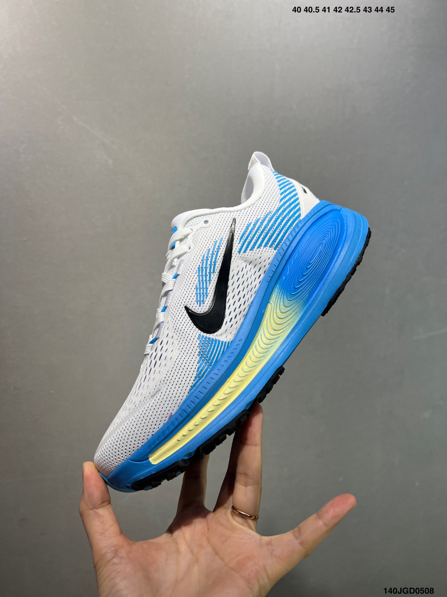 Nike Air Zoom Vomero 18: Lightweight, Comfortable Road Running Shoes 4 i1746639364898 162 0 2