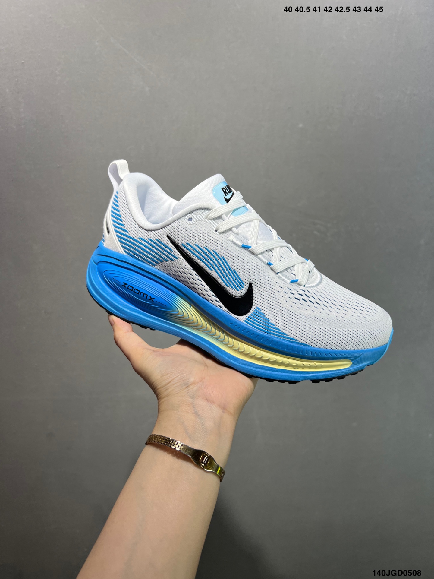 Nike Air Zoom Vomero 18: Lightweight, Comfortable Road Running Shoes 3 i1746639367870 5072 0 1