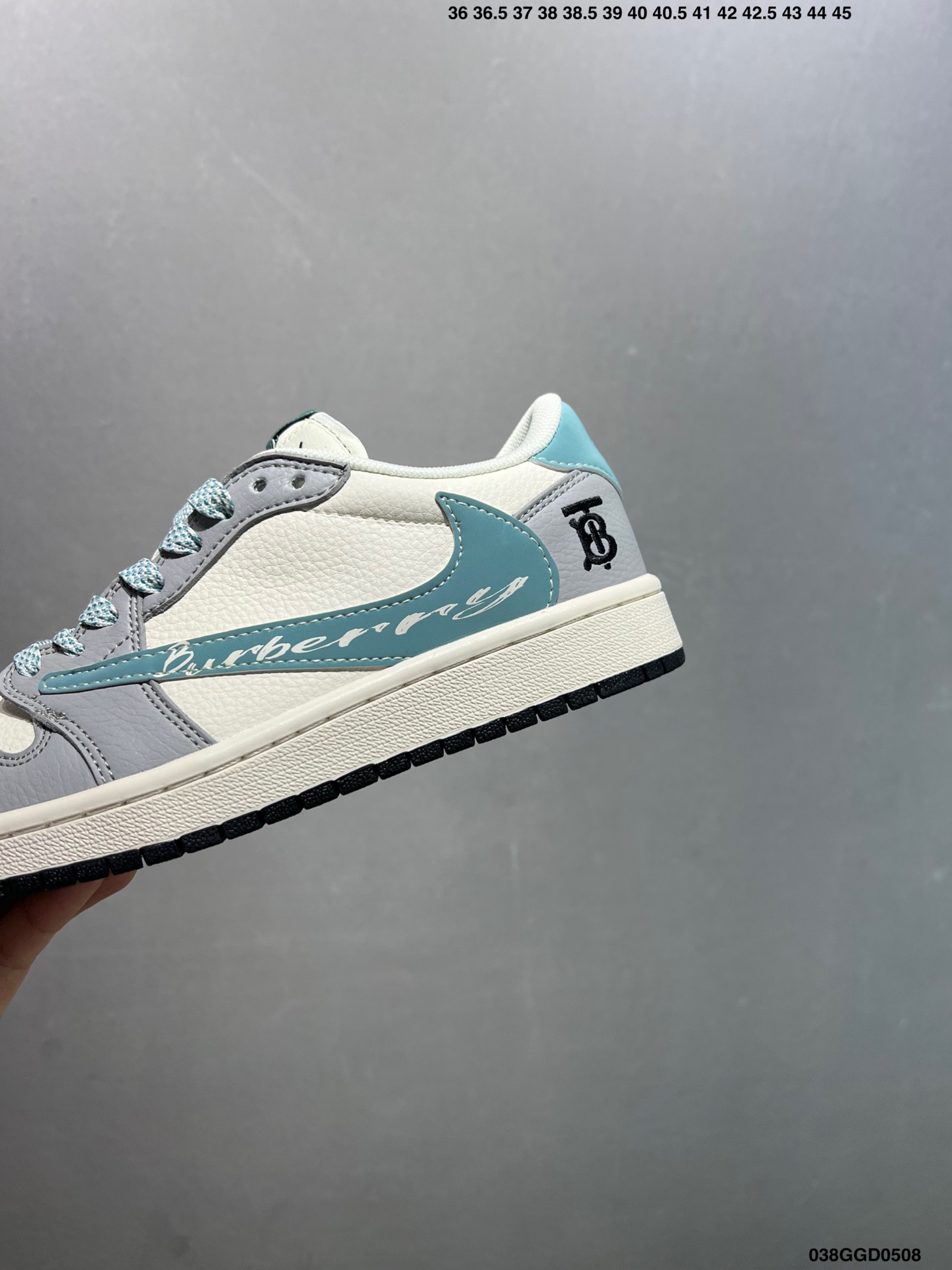 Air Jordan 1 Low Custom Burberry Edition Sneakers - Fashionable and Comfortable 7 i1746639460971 3120 0 5