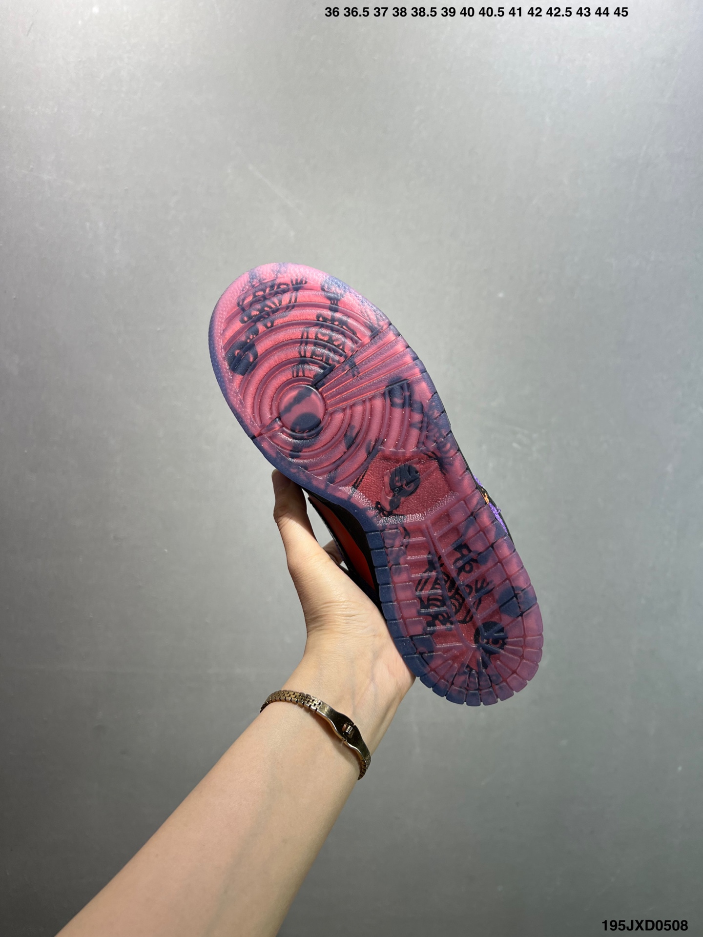 Nike SB Dunk Low 'Day of the Dead' Low-Top Sneakers - Casual & Stylish 8 i1746639732496 5672 0 6