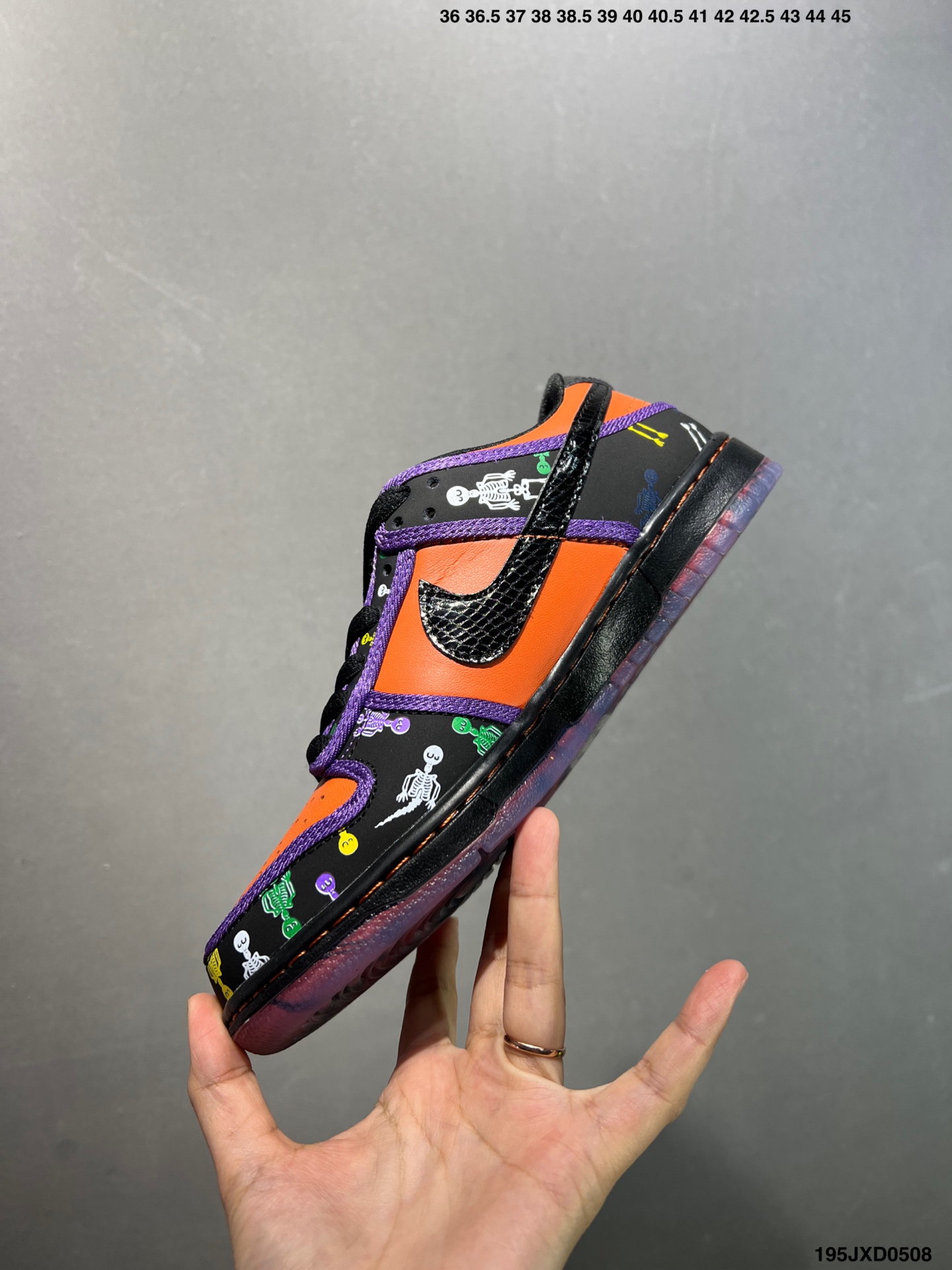 Nike SB Dunk Low 'Day of the Dead' Low-Top Sneakers - Casual & Stylish 4 i1746639732501 453 0 2
