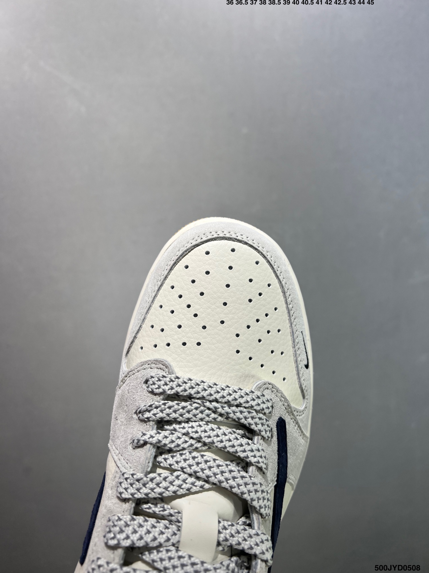 Air Jordan 1 TS Reverse Mocha Low-Top Sneakers with Supreme Branding 6 i1746639834161 9772 0 4