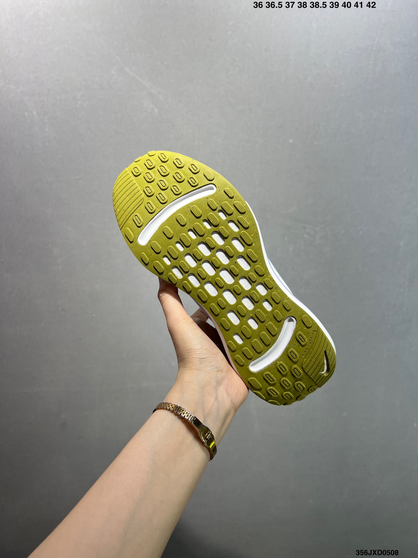 Nike Journey Run Running Shoes - Lightweight Cushioning for Everyday Comfort 8 i1746640568987 1465 0 6