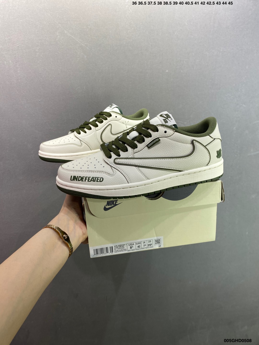 Undefeated x Air Jordan 1 Low Green Collaboration Sneakers 10 i1746641893123 9687 0 8