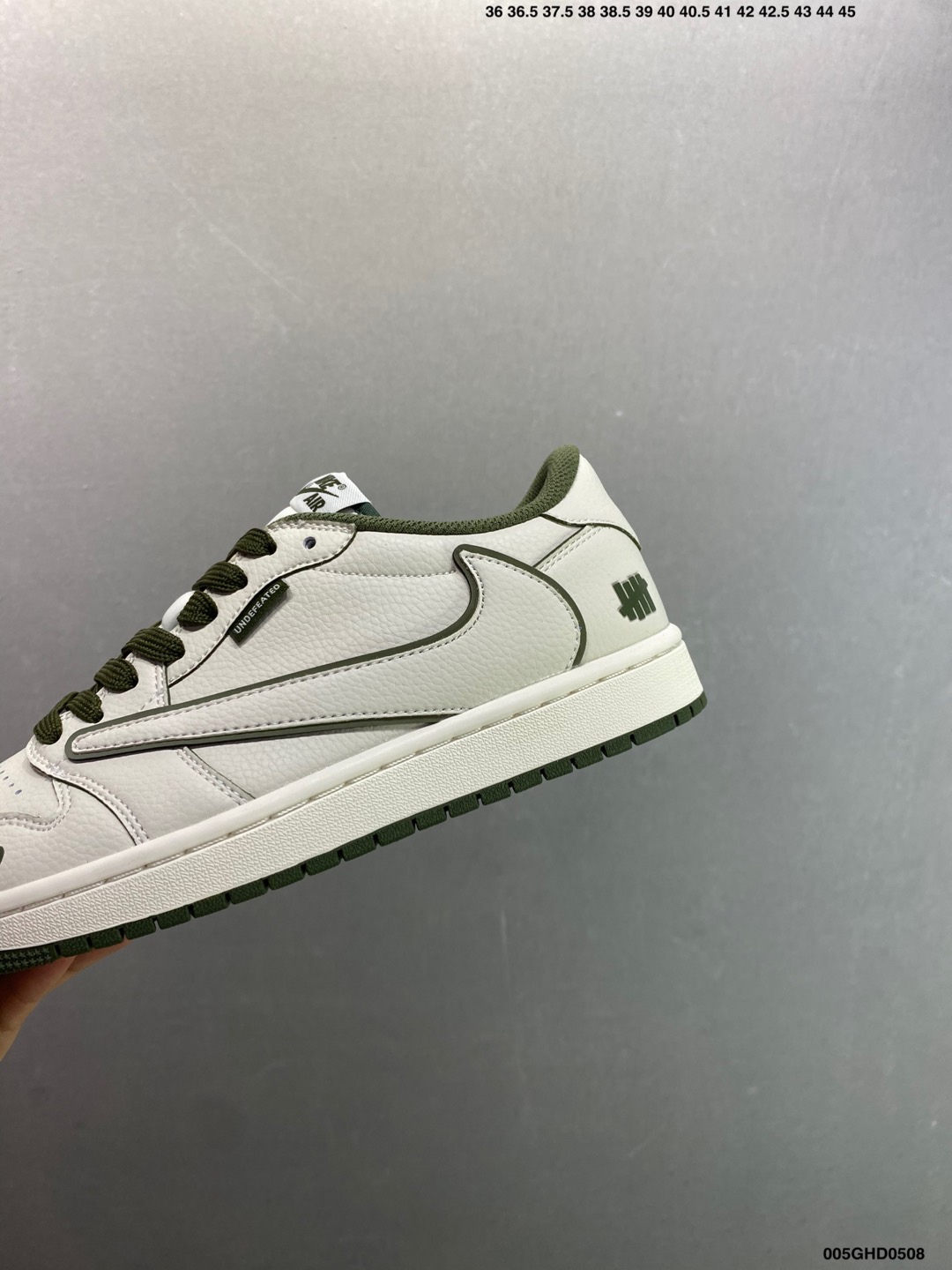 Undefeated x Air Jordan 1 Low Green Collaboration Sneakers 7 i1746641893254 9931 0 5