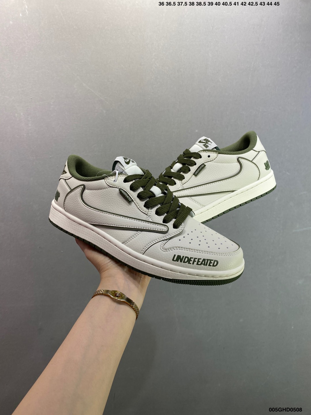 Undefeated x Air Jordan 1 Low Green Collaboration Sneakers 9 i1746641893317 6845 0 7