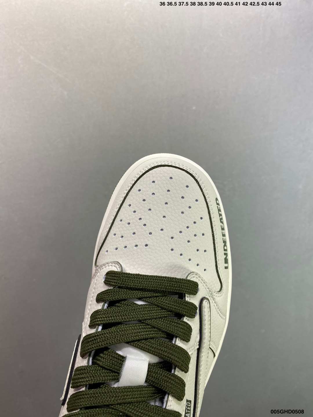Undefeated x Air Jordan 1 Low Green Collaboration Sneakers 6 i1746641893443 2964 0 4