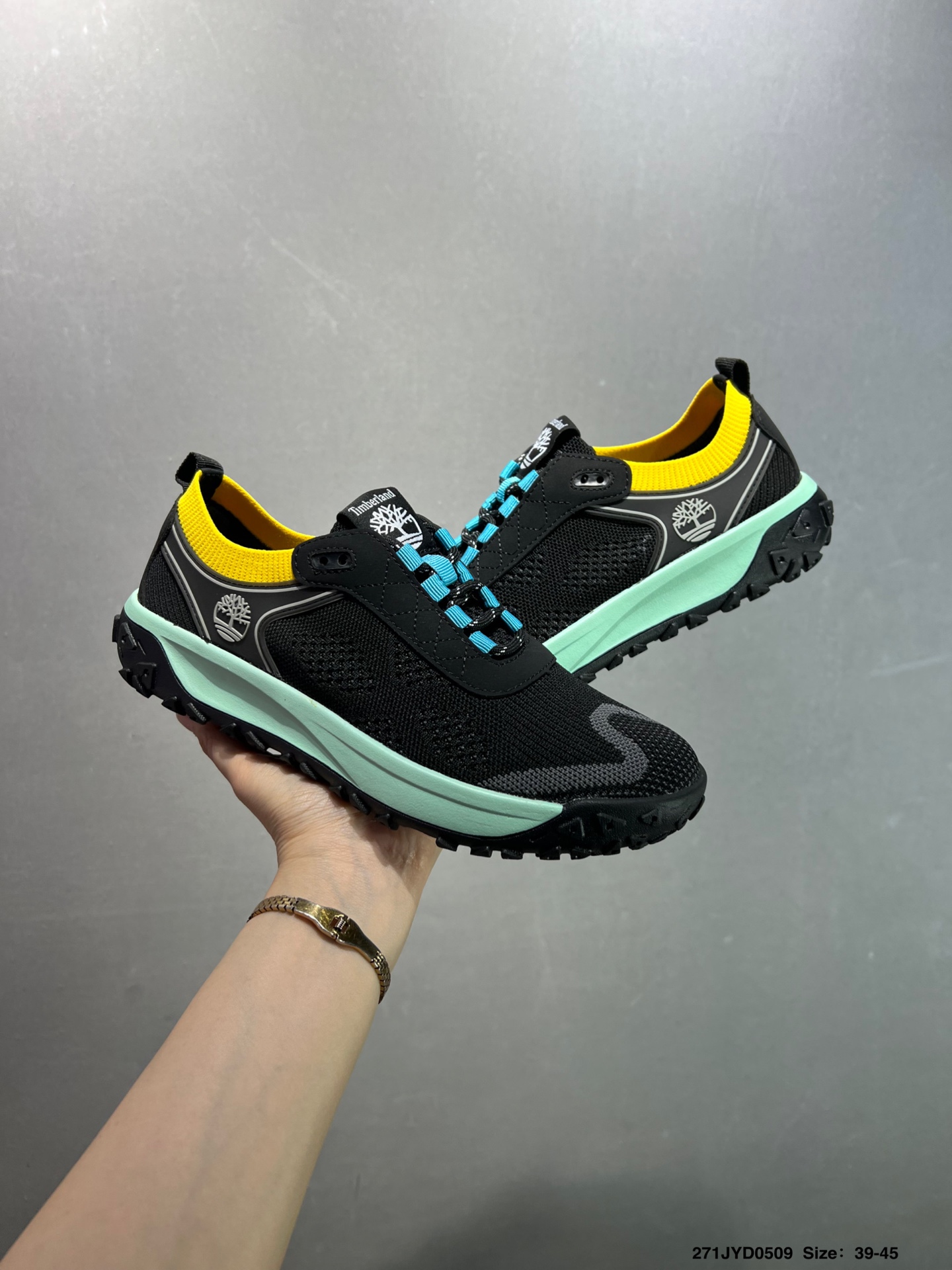 Timberland Classic Outdoor Sneakers: Italian Leather, Comfort Fit, Stylish Design 6 i1746722475594 9491 0 7