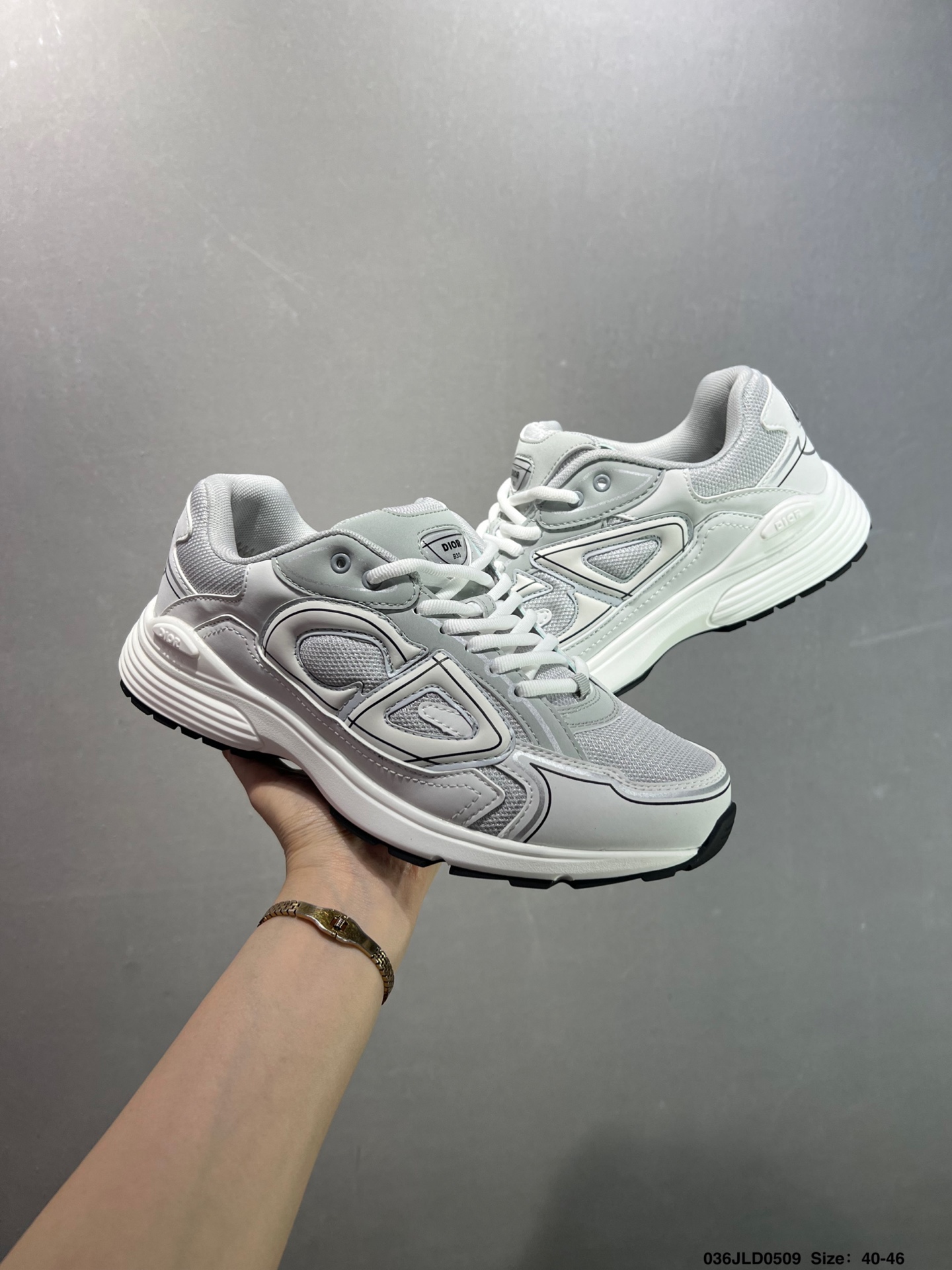 Dior B30 White Mesh Low-Top Sneakers with Reflective CD30 Logo 7 i1746722581262 4550 0 7